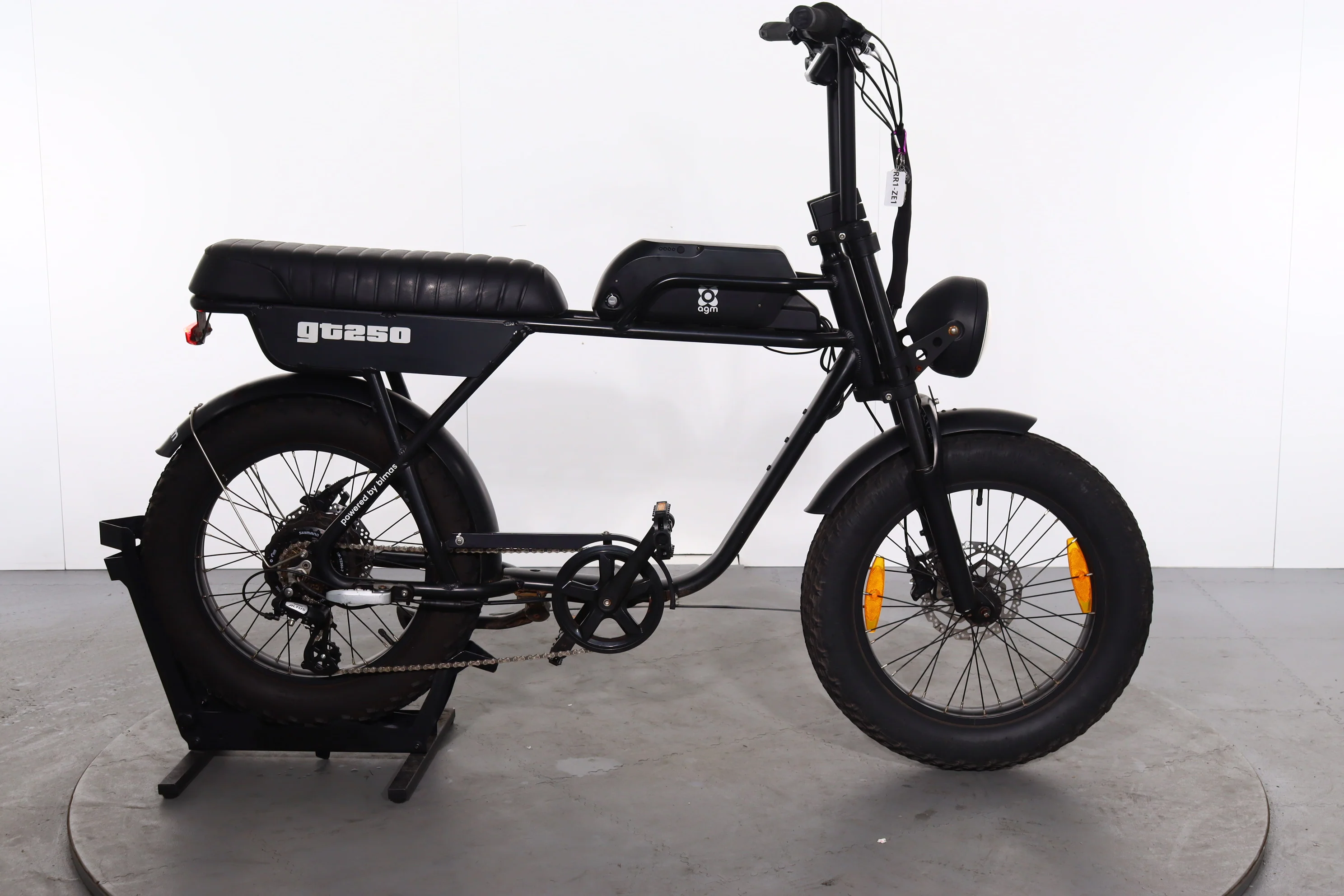 AGM GT250