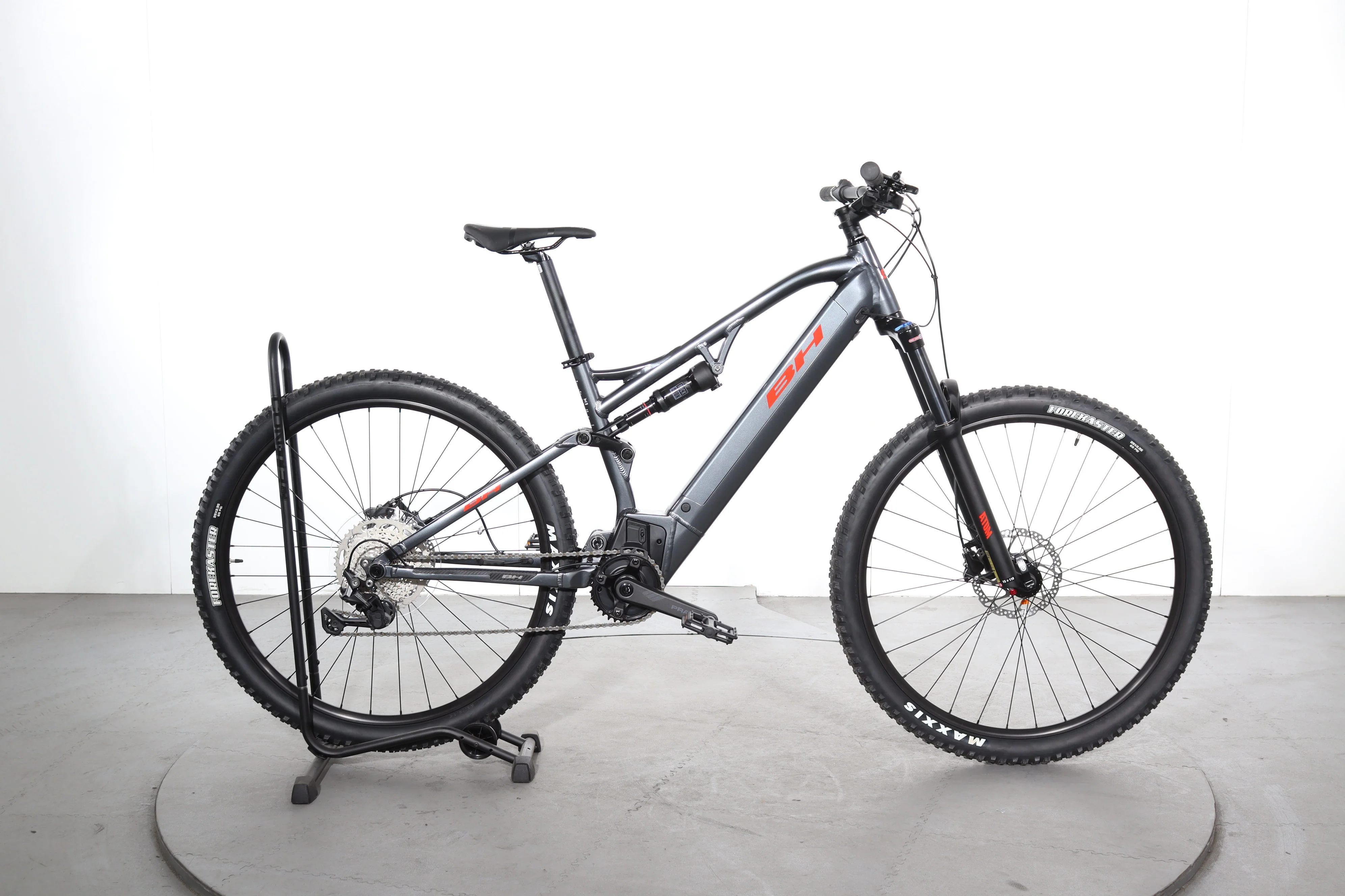 BH Atom Pro 29
