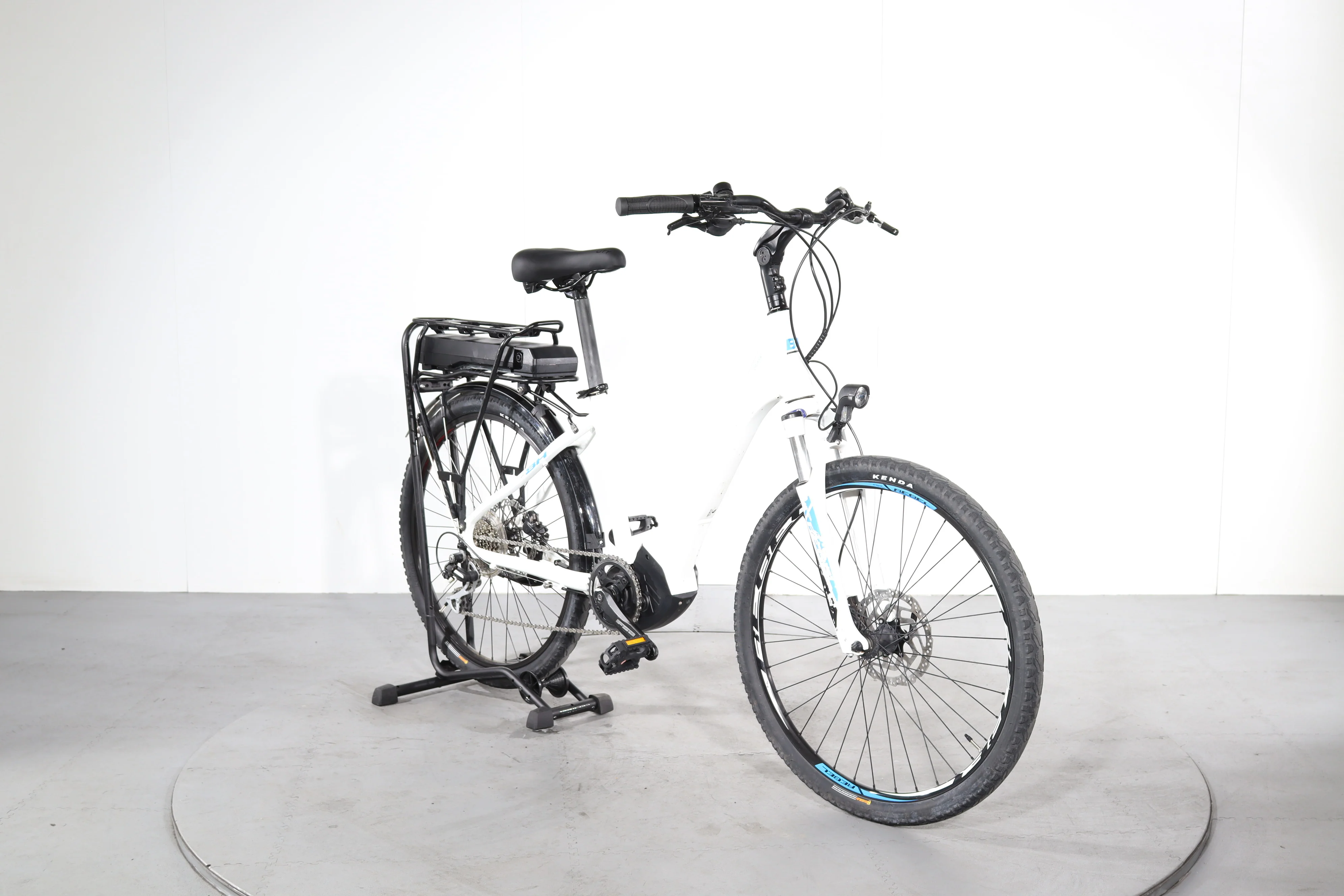 BH Rebel Street - Image 2