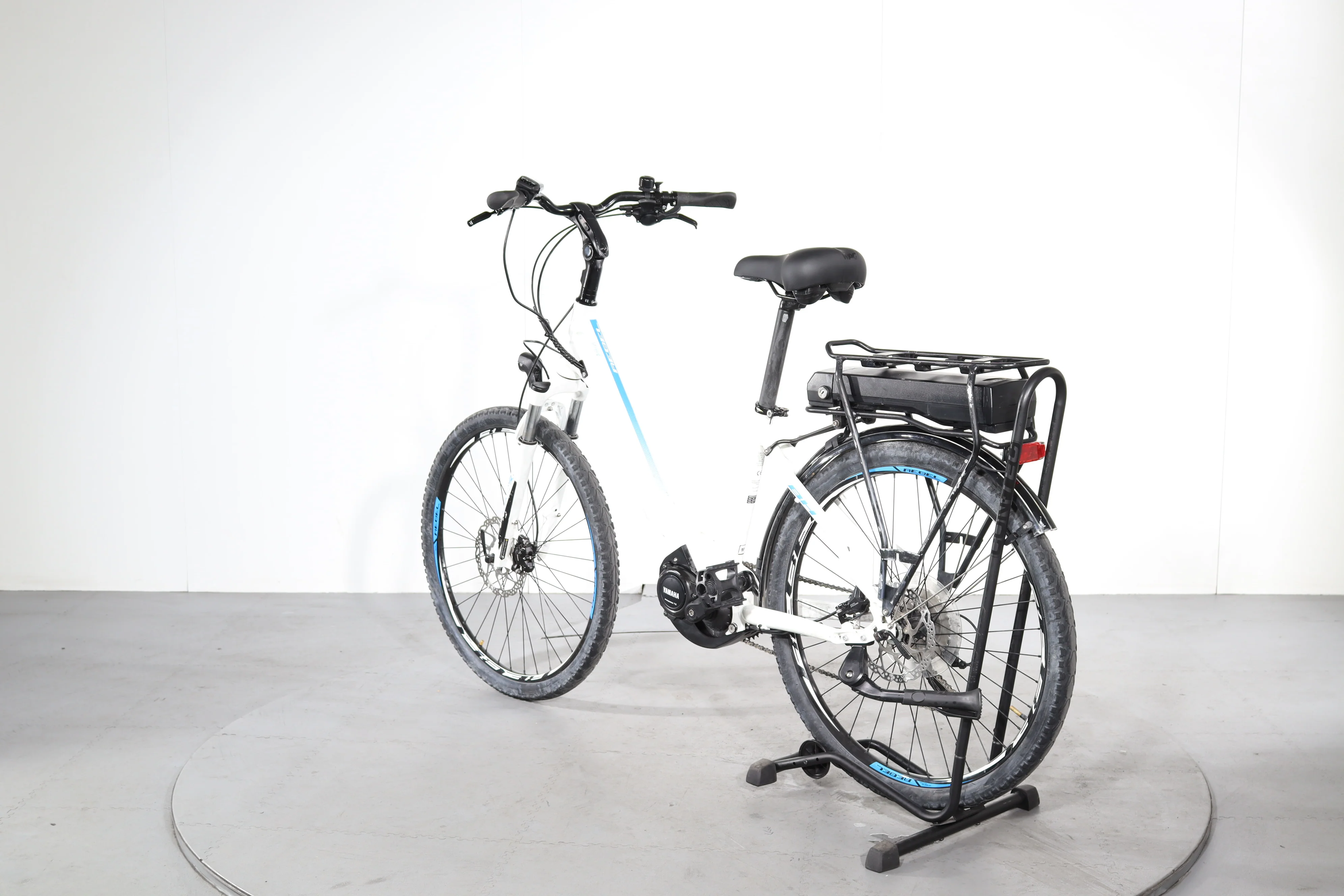 BH Rebel Street - Image 5