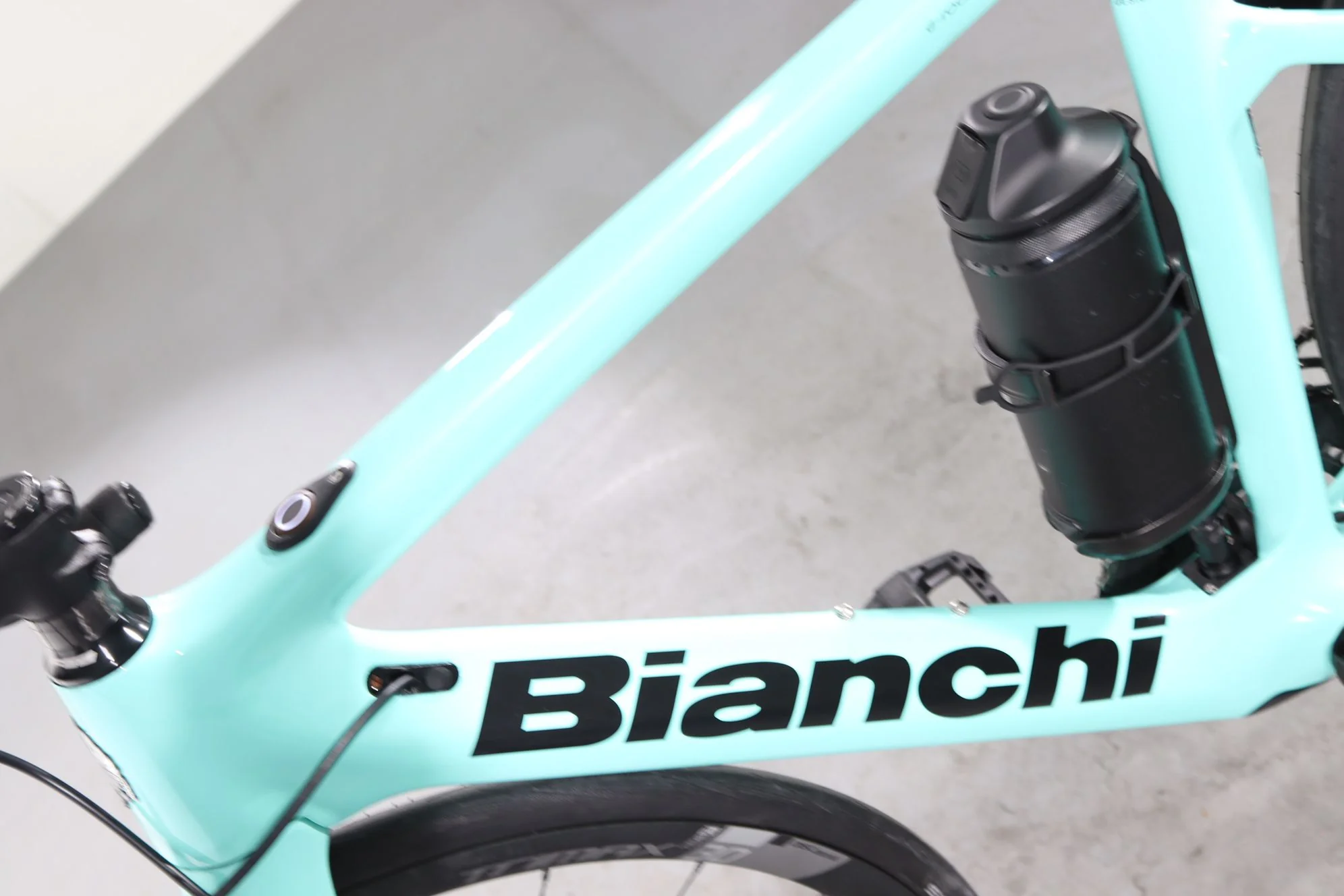 Bianchi Aria E-Road Ultegra - Image 9
