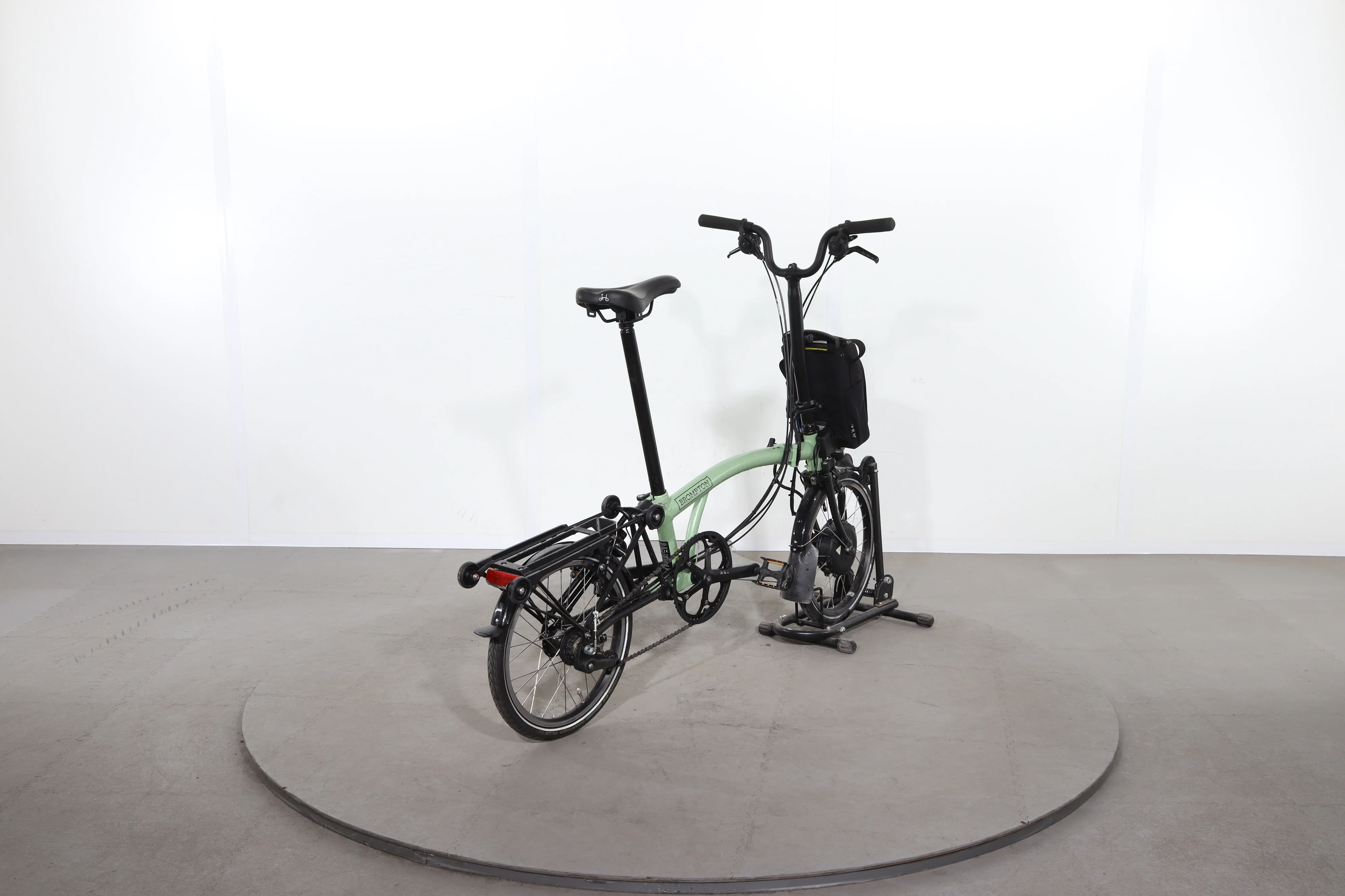 Brompton C Line Electric 6 Speed - Image 6