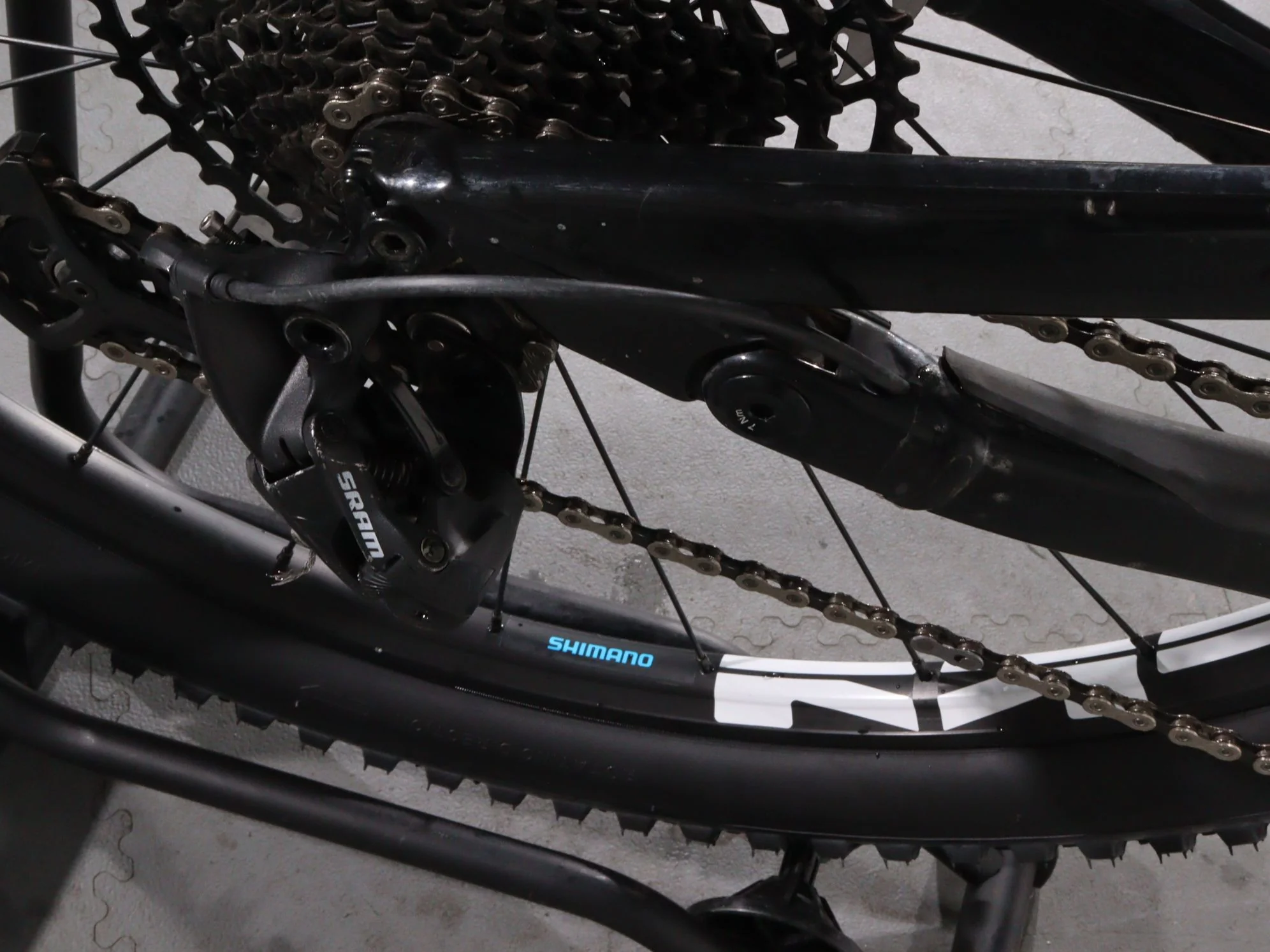 Cannondale Moterra Neo Carbon 3 - Image 11