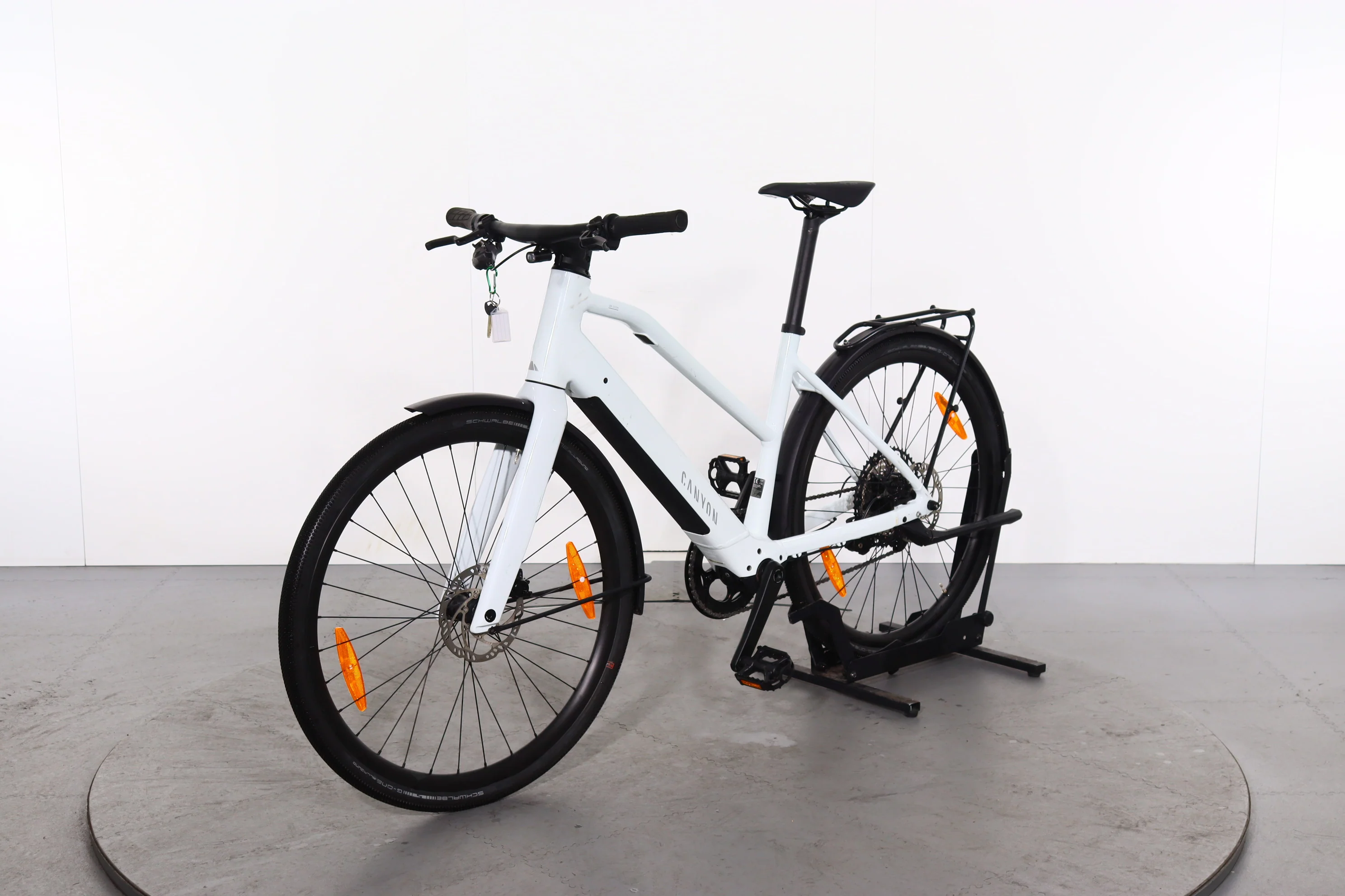 Canyon Commuter:ON 8 LTD mid-step - Image 5