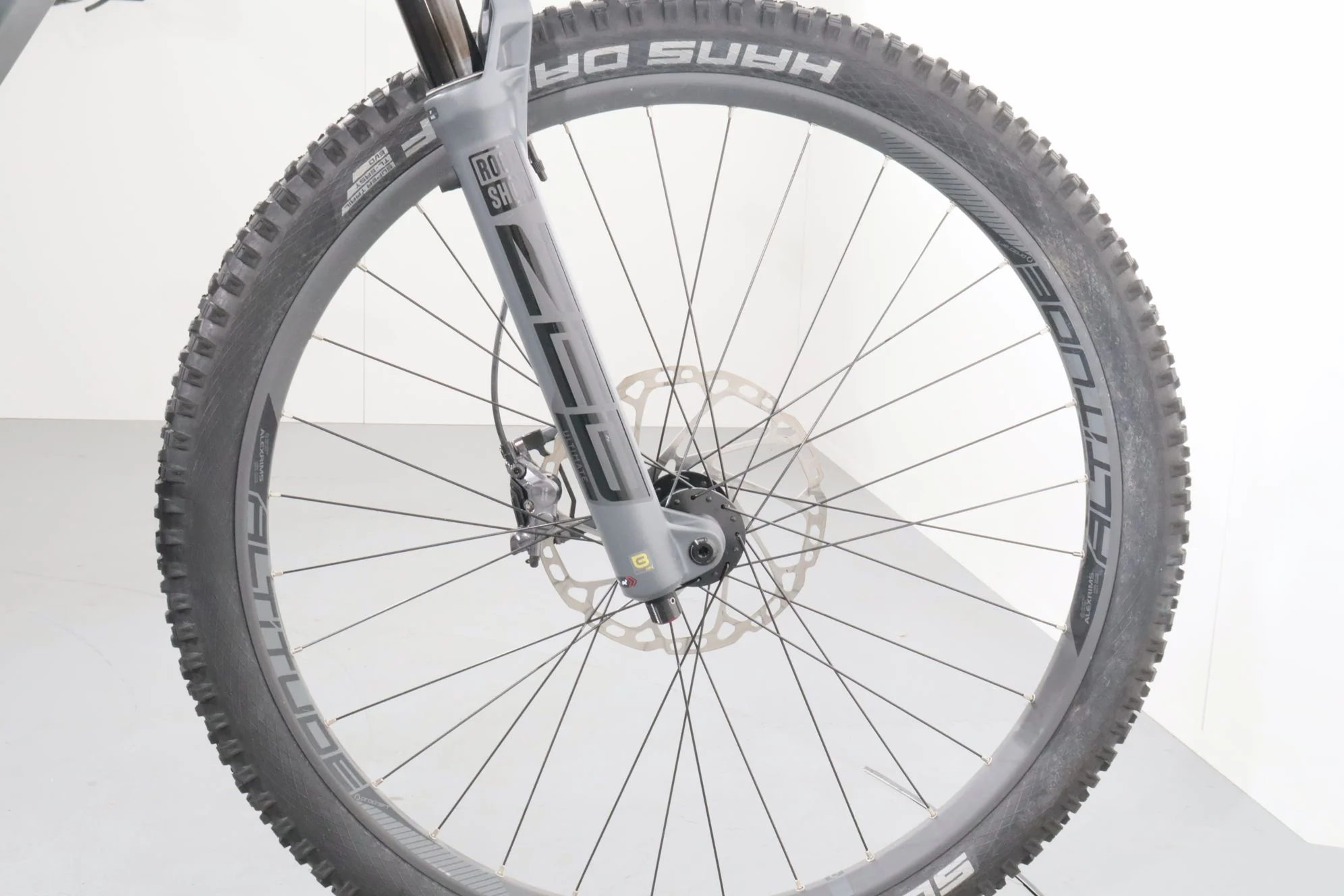 Centurion No Pogo R3700i - Image 12