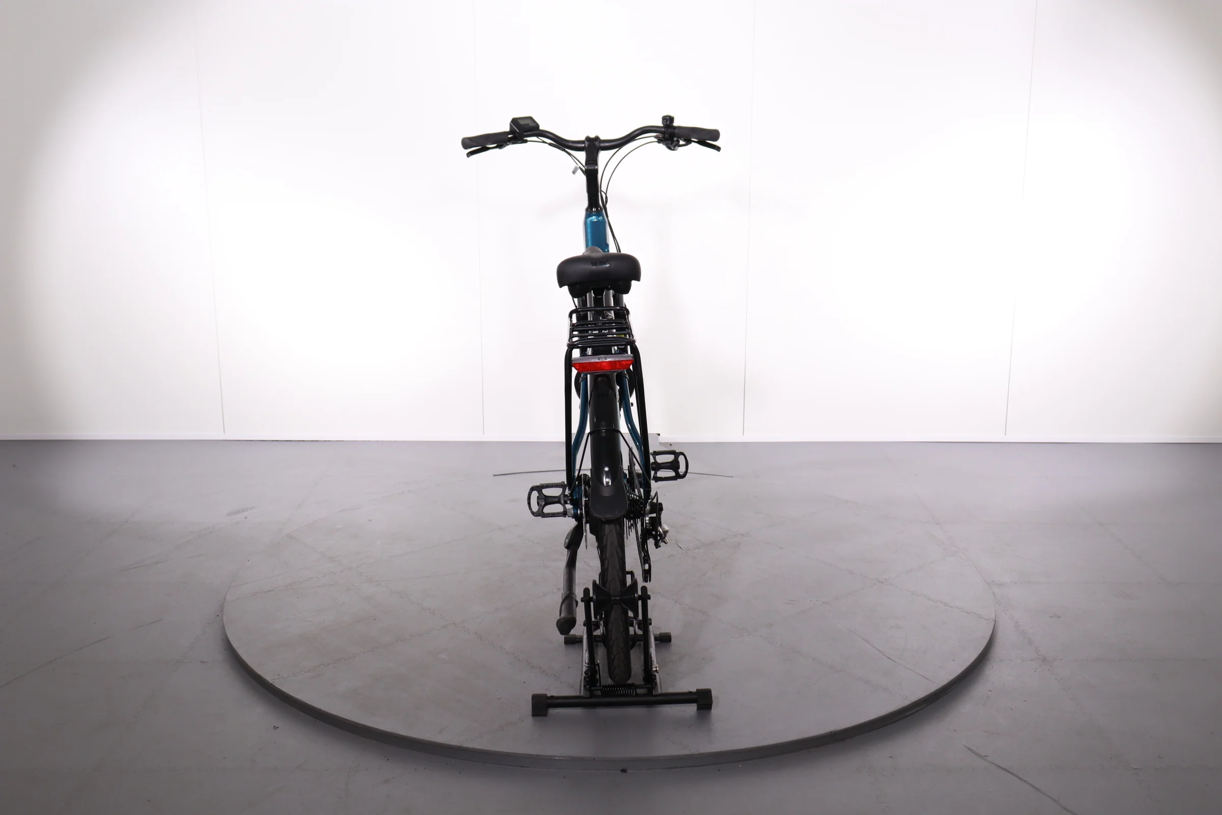 Conor Bali - Image 6