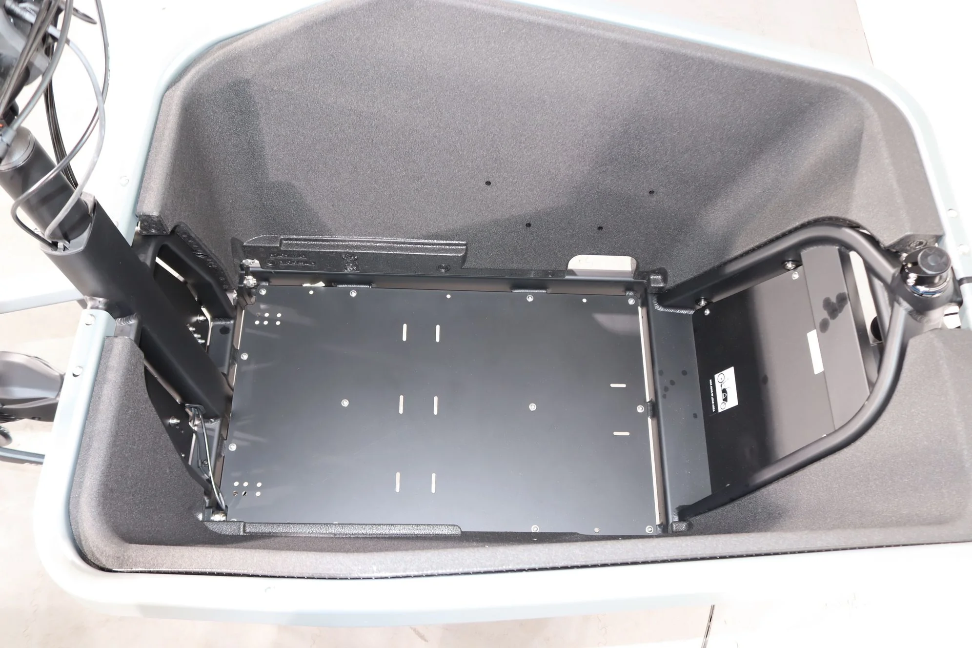 Cube Cargo Hybrid 500 - Image 11