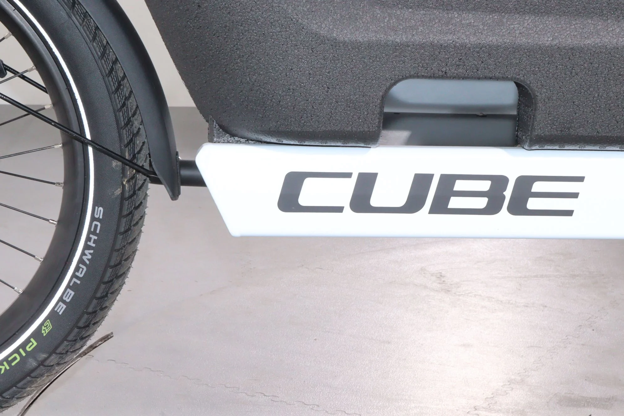 Cube Cargo Hybrid - Image 10