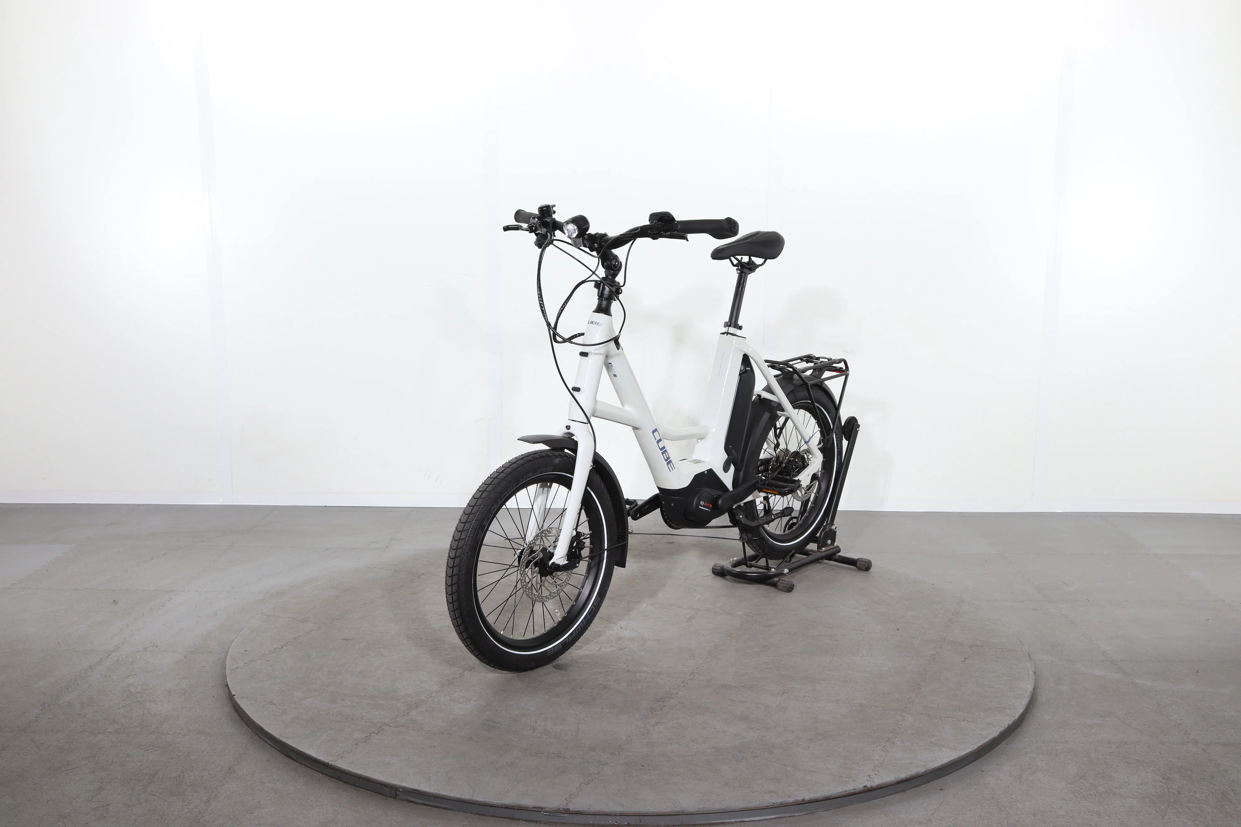 Cube Compact Hybrid - Image 3