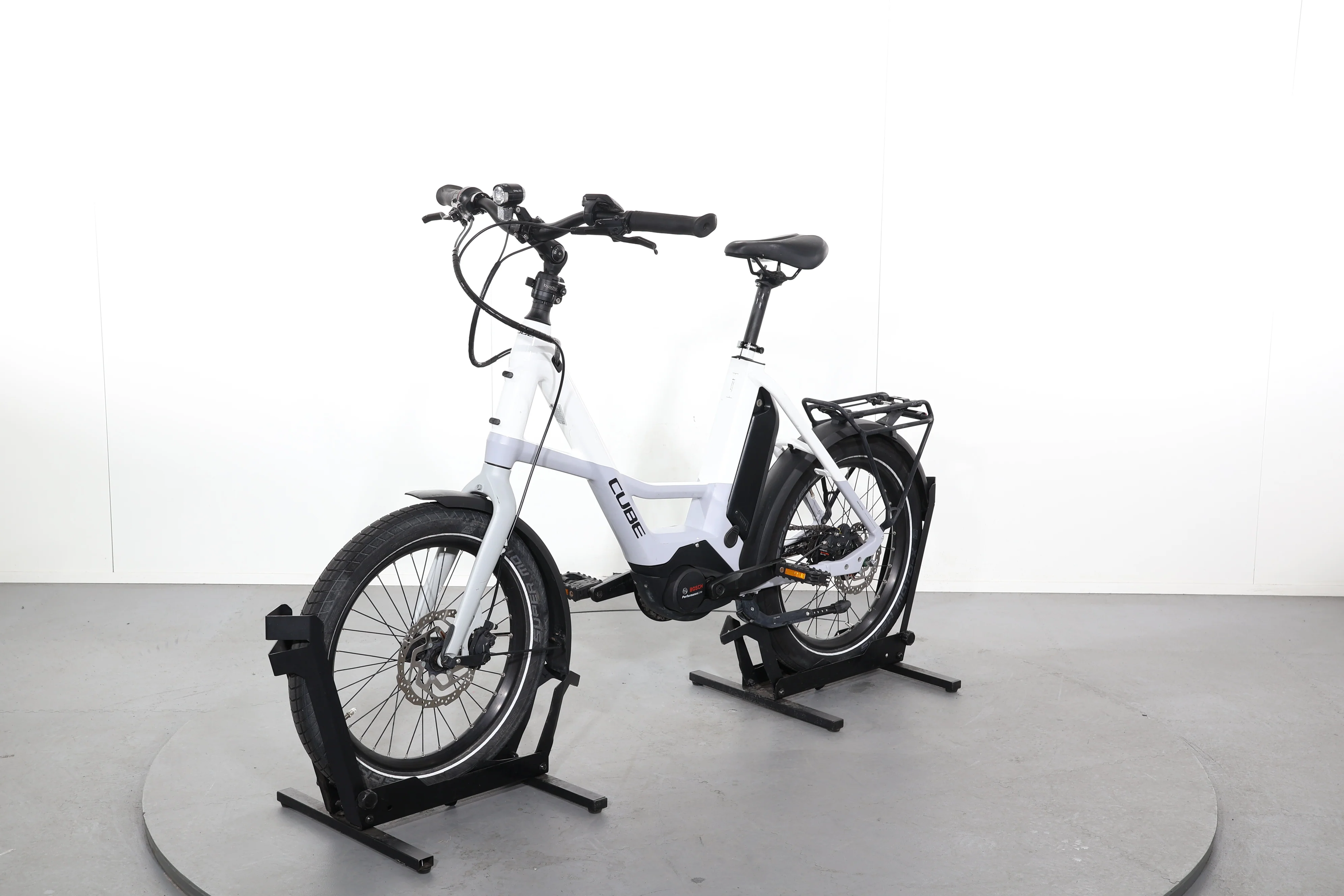 Cube Compact Hybrid 500 - Image 3