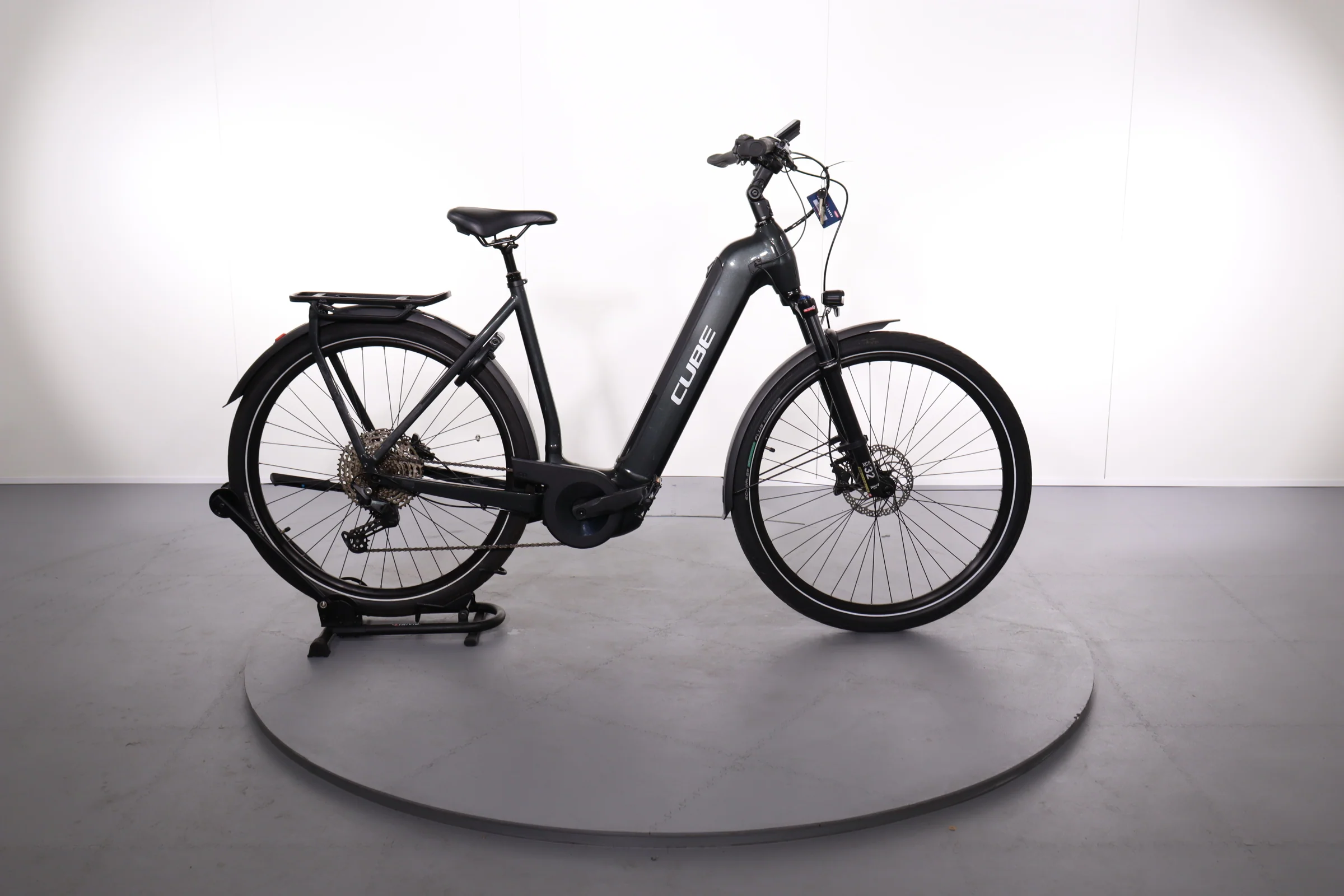 Cube Kathmandu Hybrid Exc 750