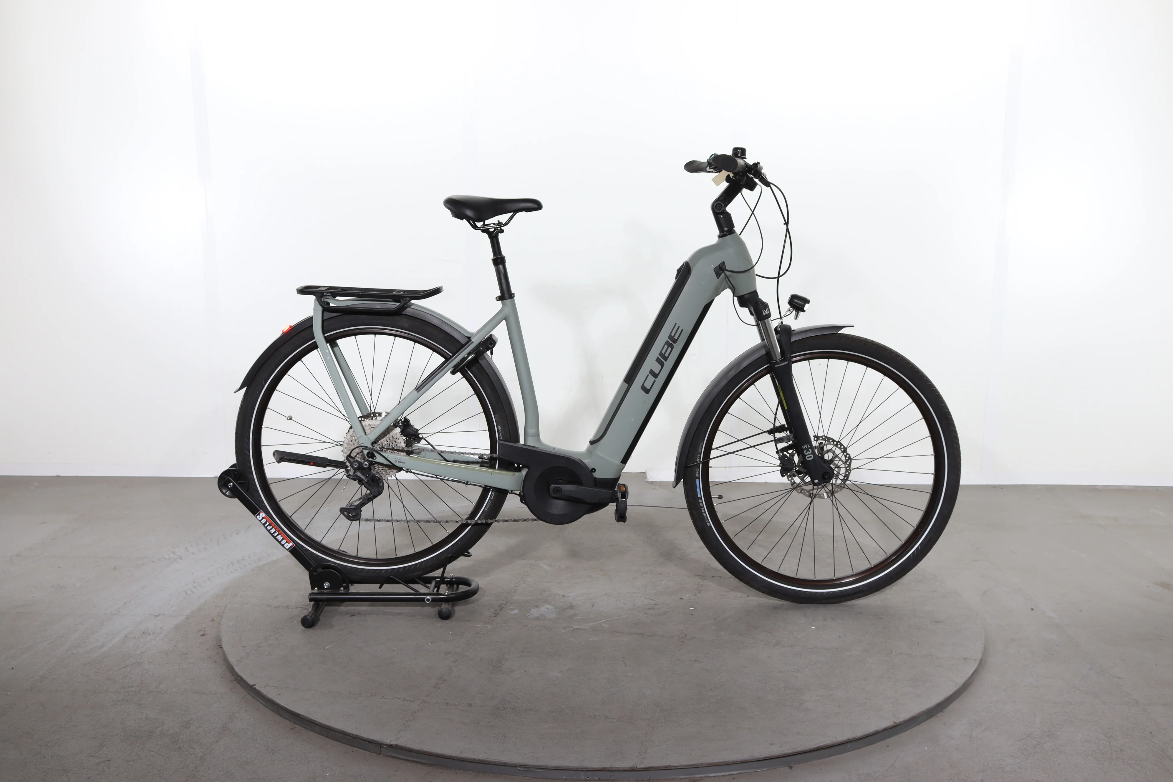 Cube Kathmandu Hybrid One 500