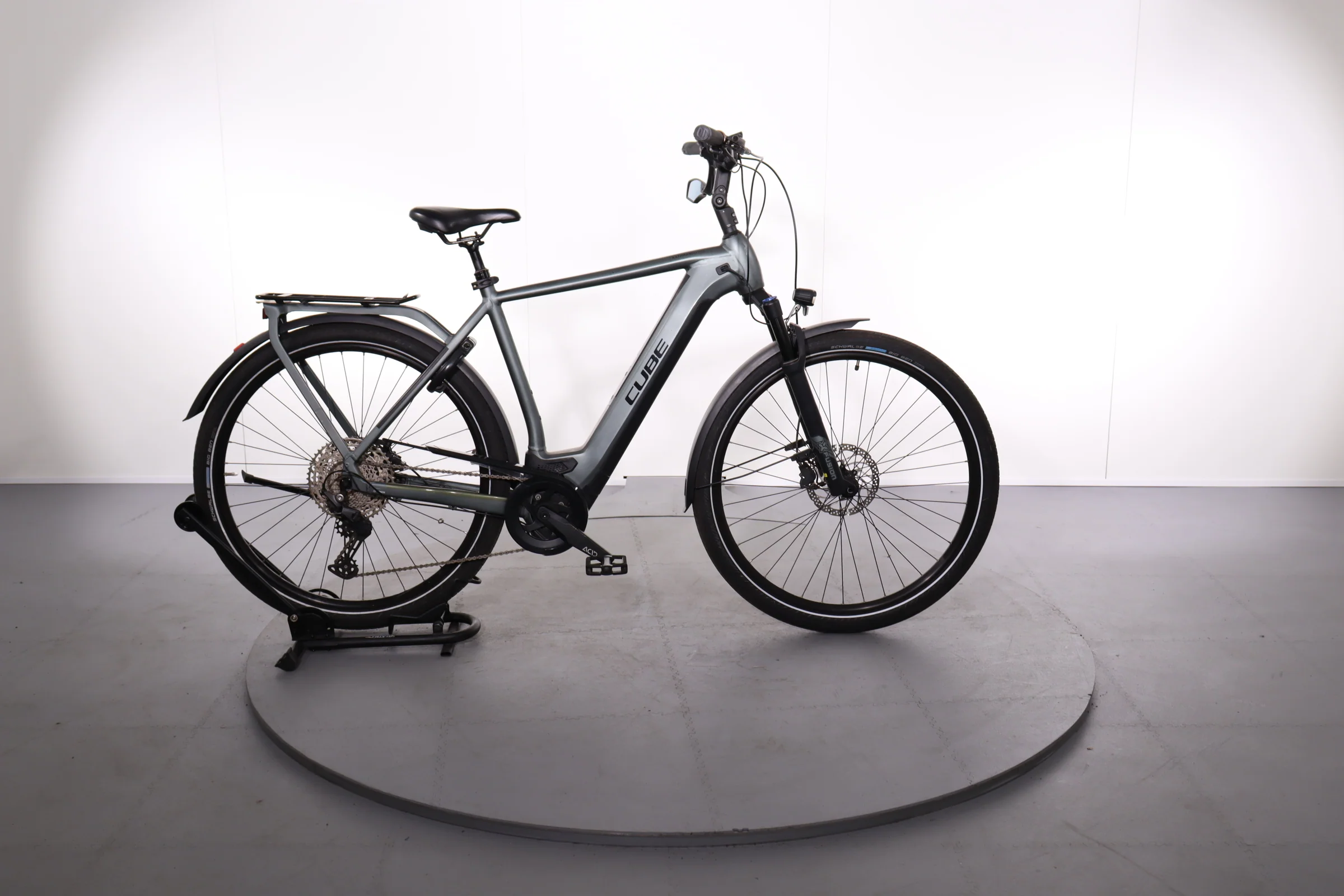 Cube Kathmandu Hybrid Pro 625