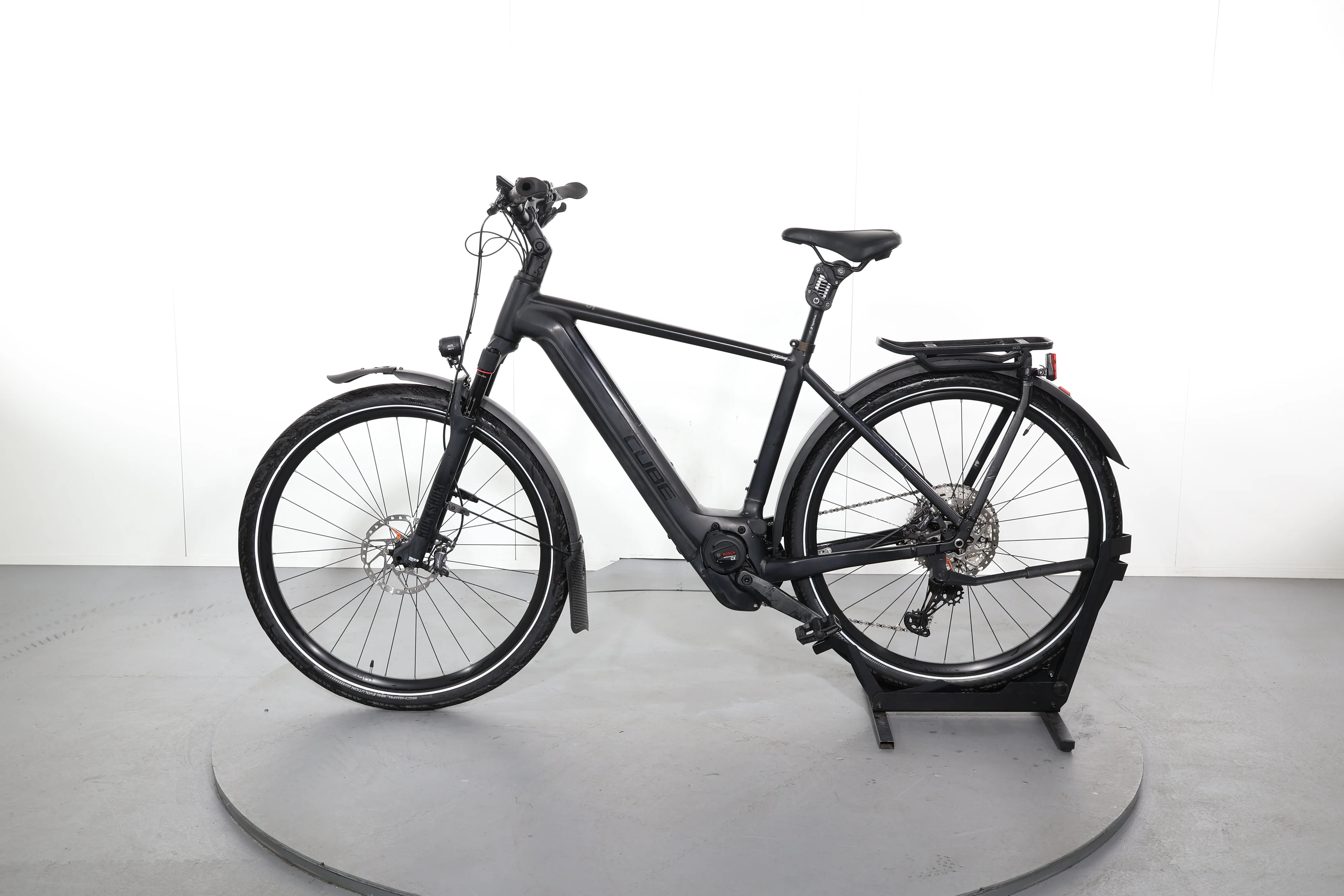 Cube Kathmandu Hybrid Slt 750 - Image 4