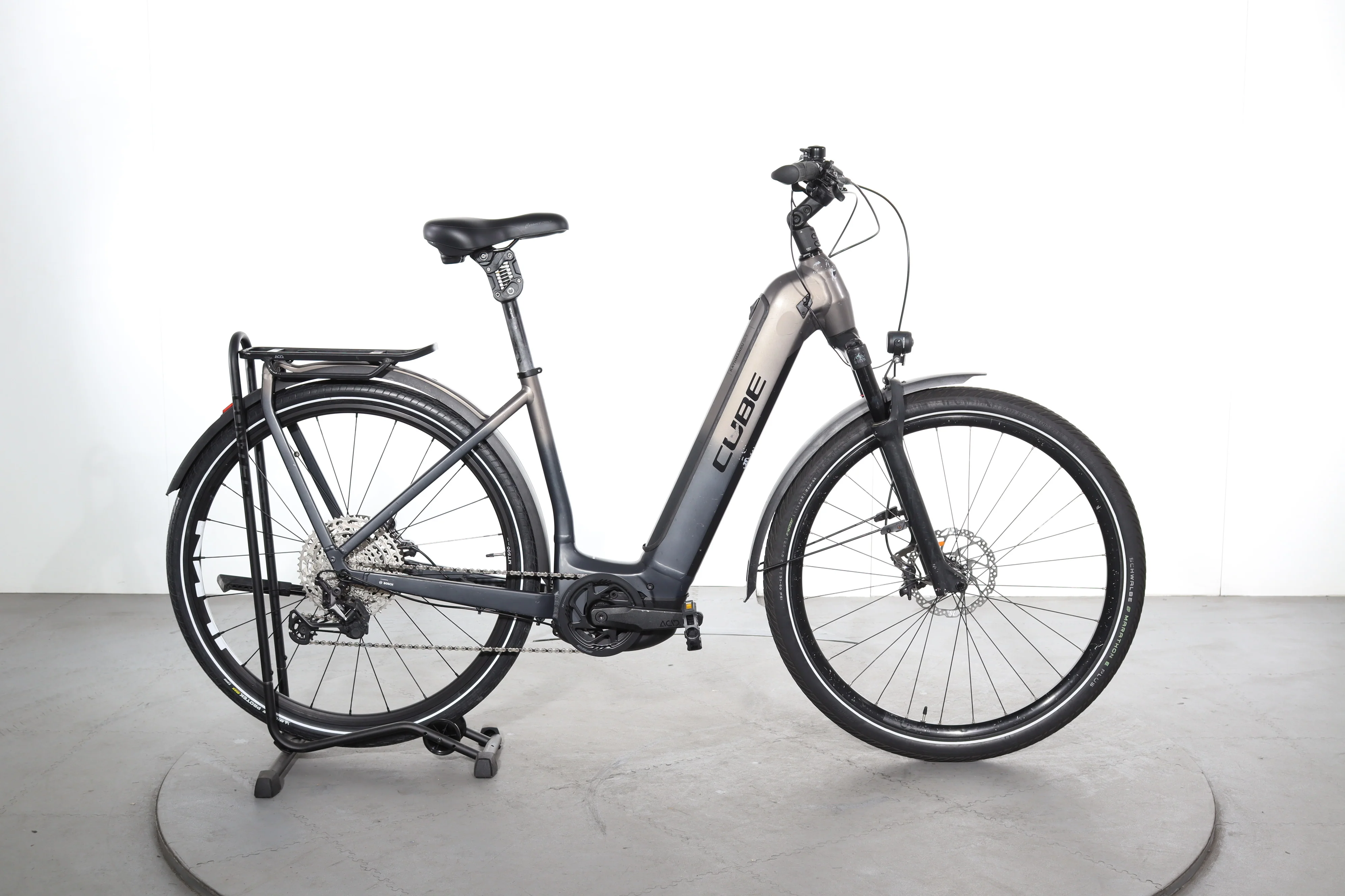 Cube Kathmandu Hybrid SLT