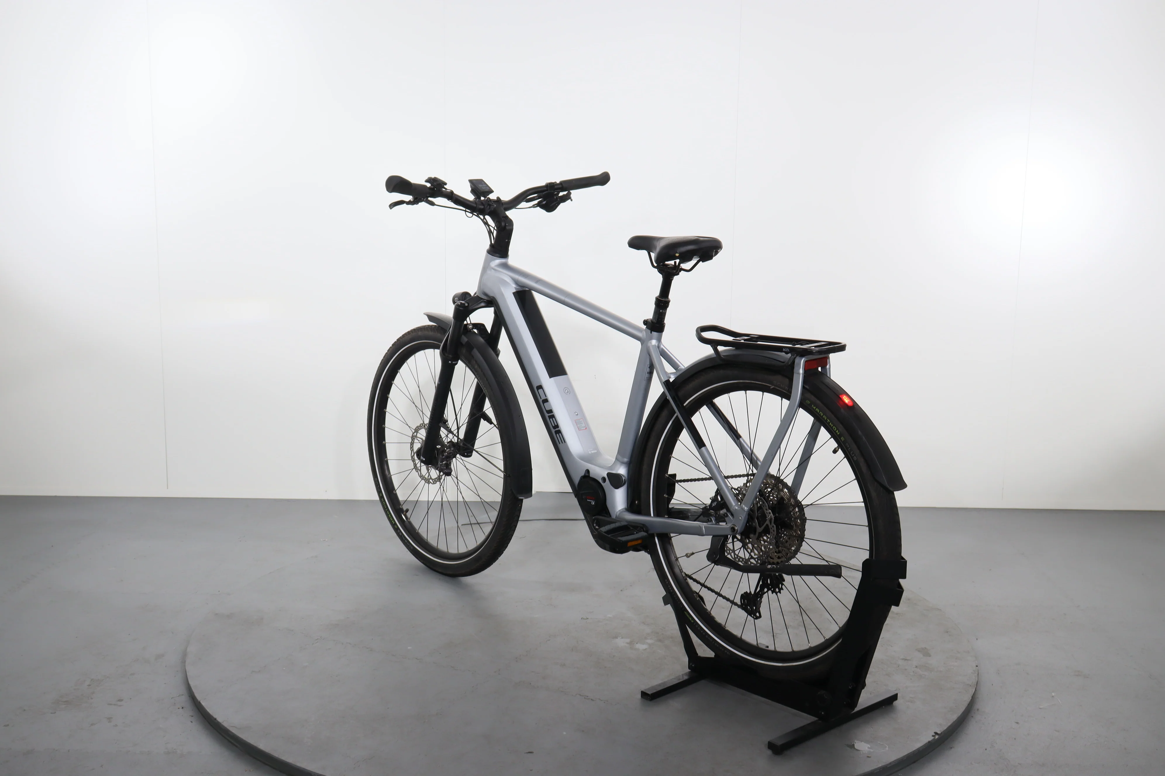 Cube Kathmandu Hybrid Slx 750 - Image 5