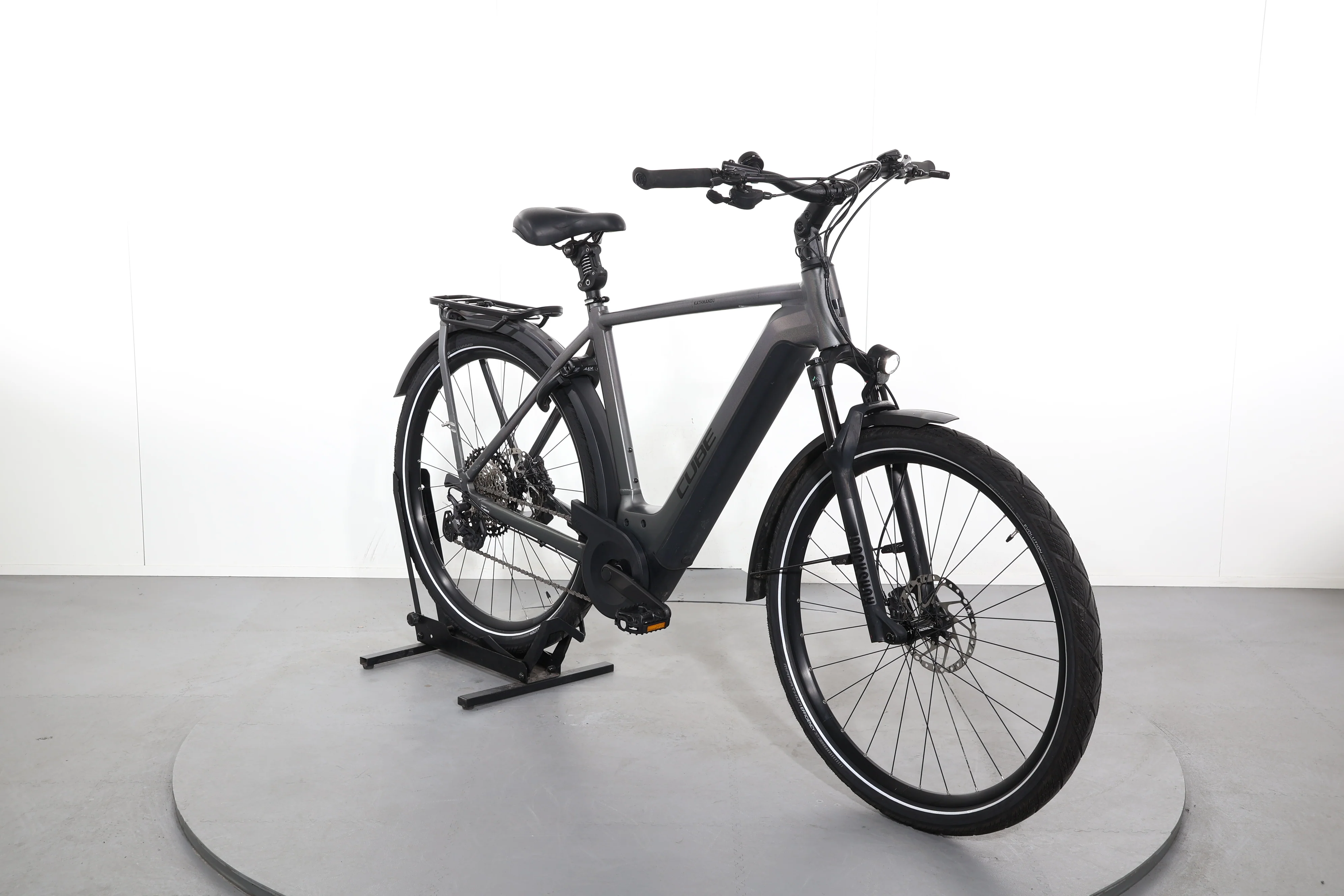 Cube Kathmandu Hybride SLT 750 - Image 2