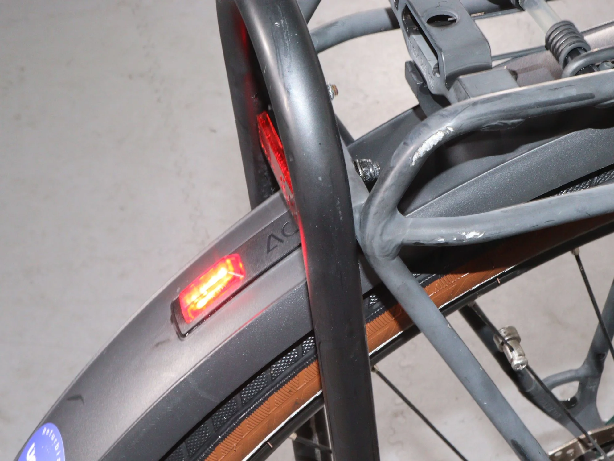 Cube Touring Hybrid One - Image 16