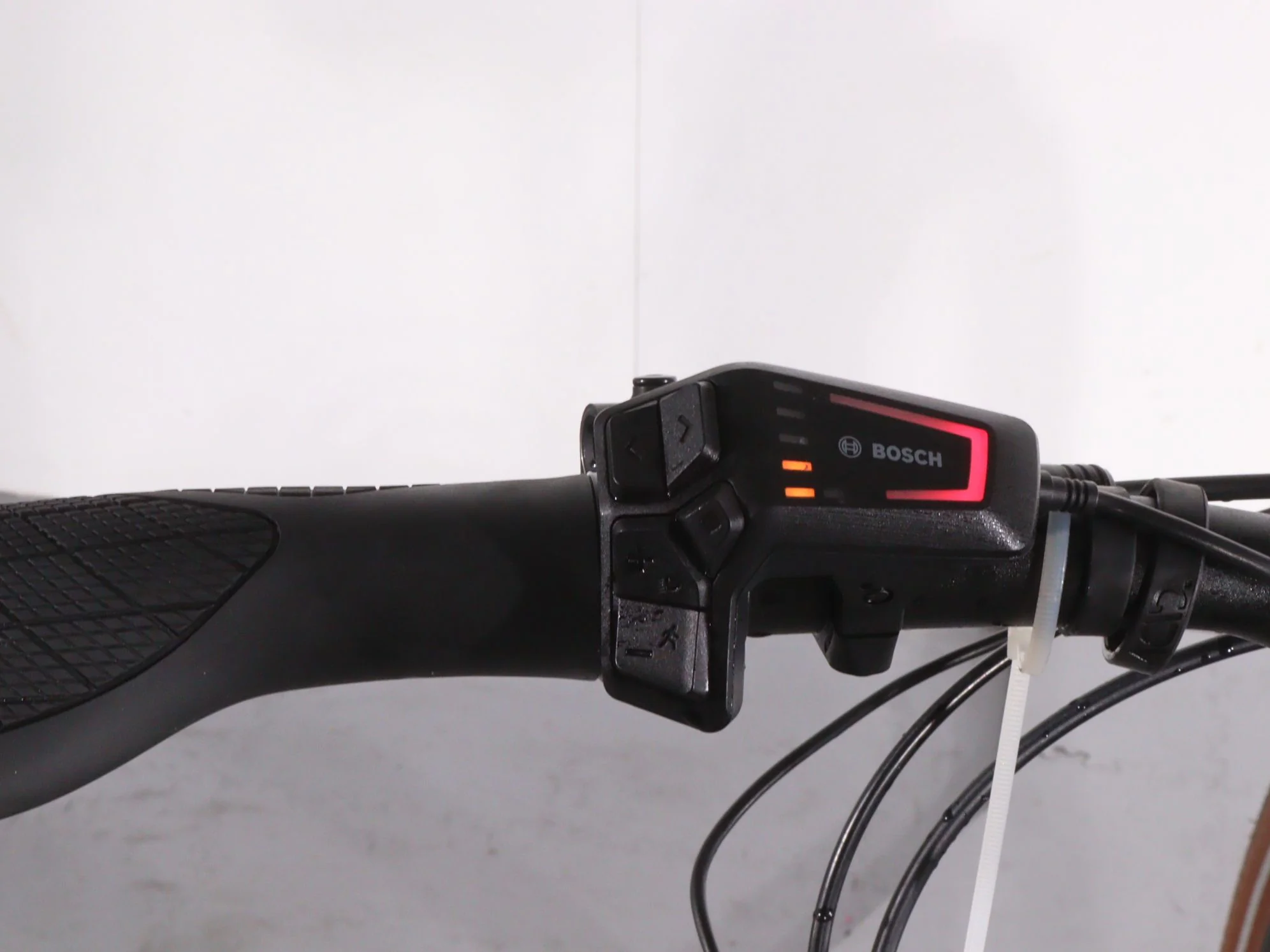Cube Touring Hybrid One - Image 8