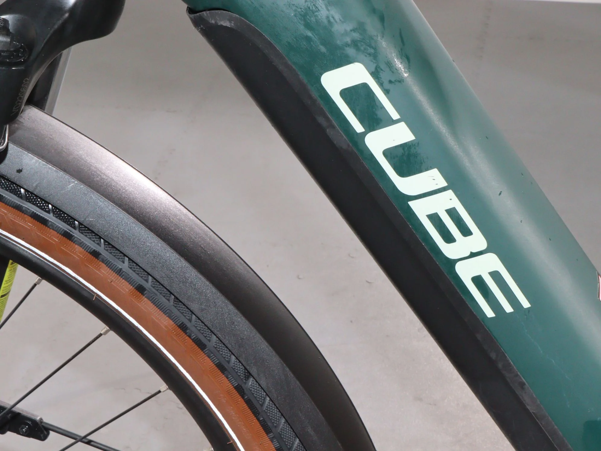 Cube Touring Hybrid One - Image 9
