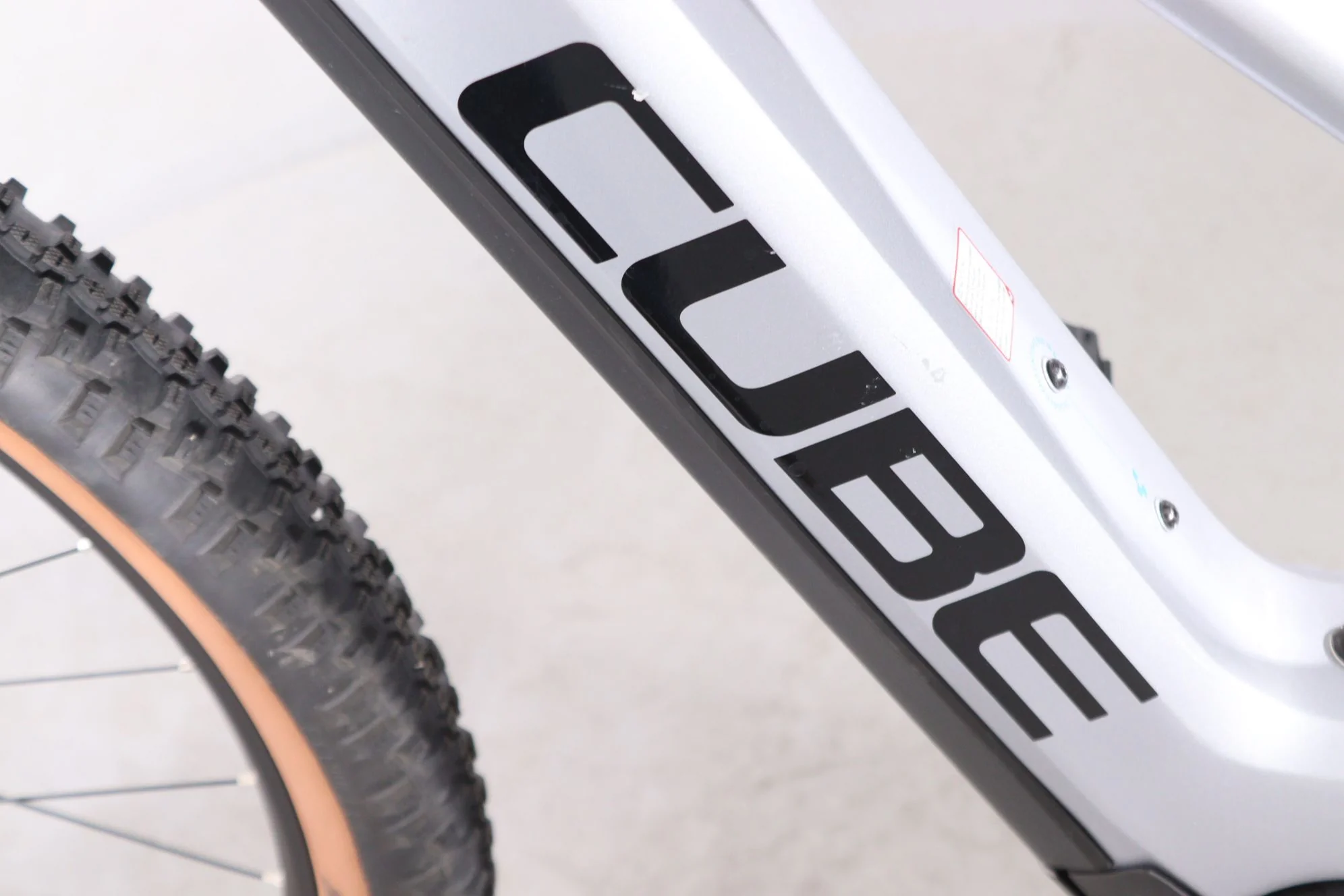Cube Reaction Hybrid Performance 500 - Image 11