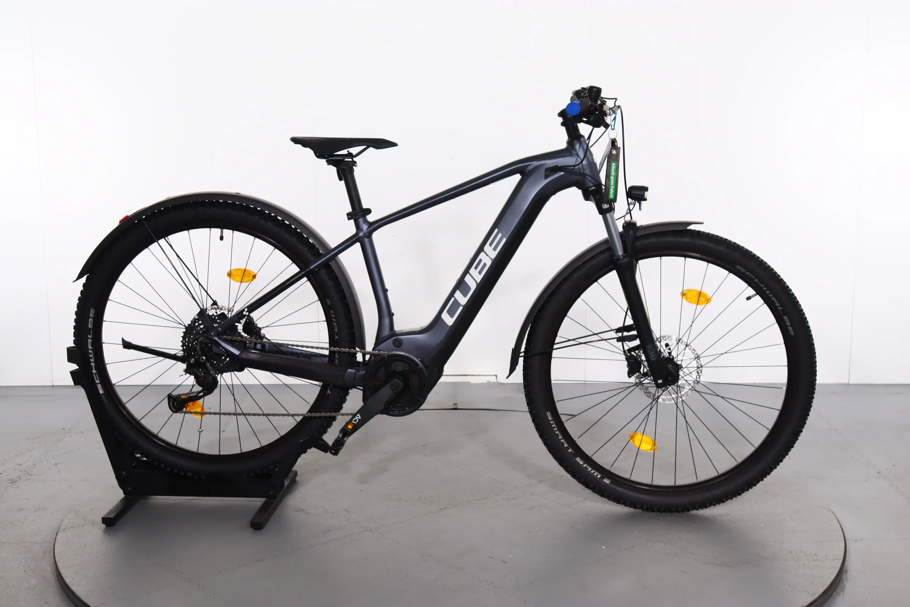 Cube Reaction Hybrid Performance Allroad