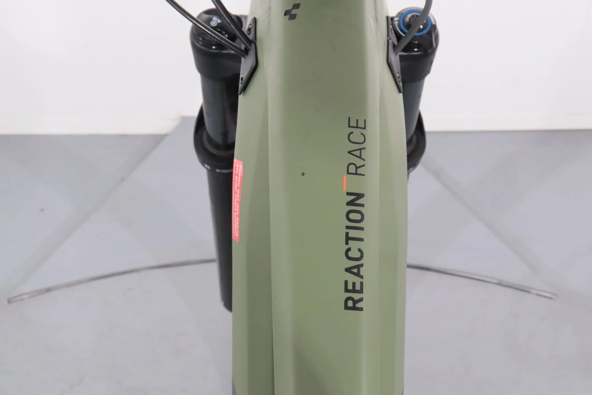 Cube Reaction Hybrid Race 625 - Image 12