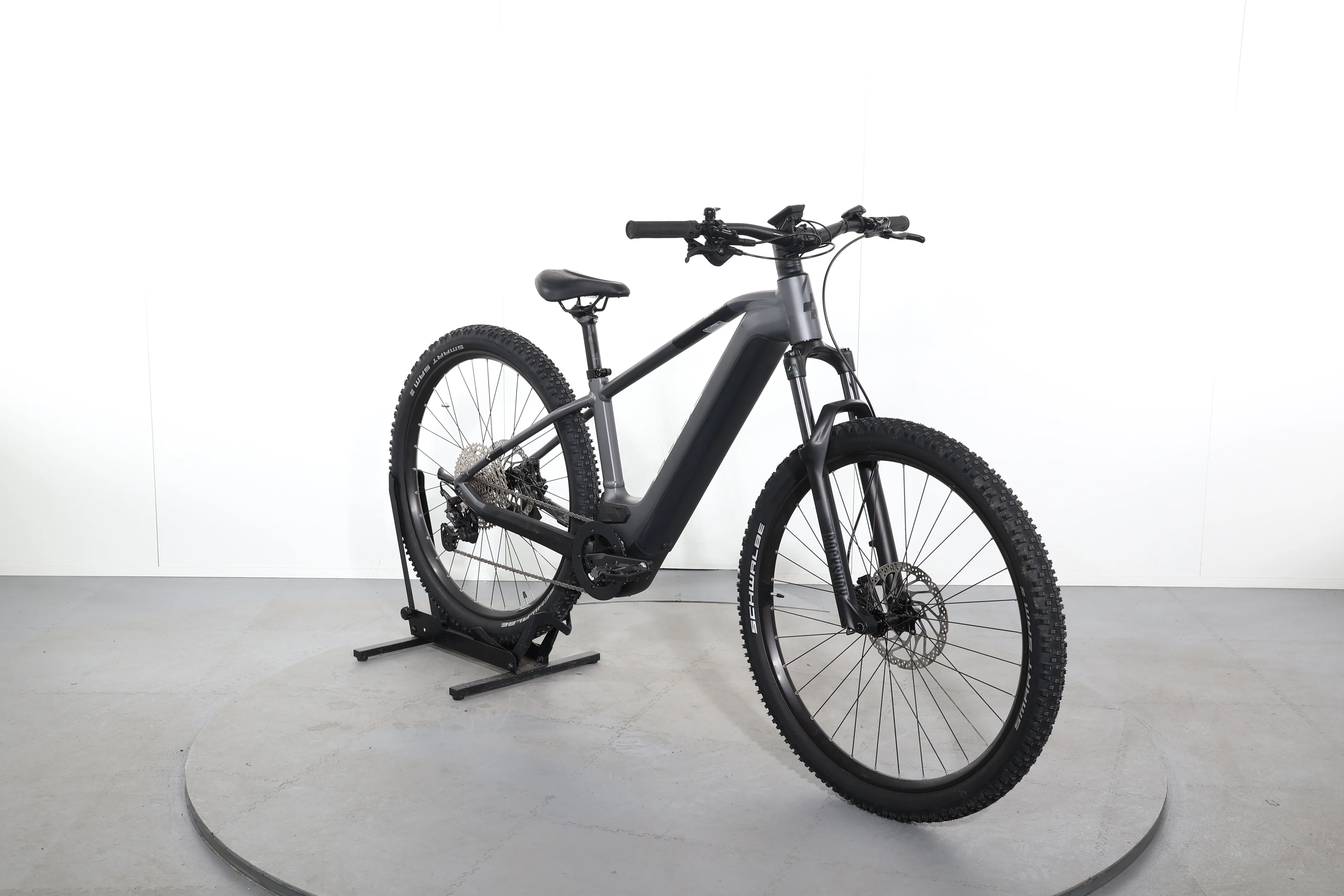 Cube Reaction Hybrid Race 750 - Image 2
