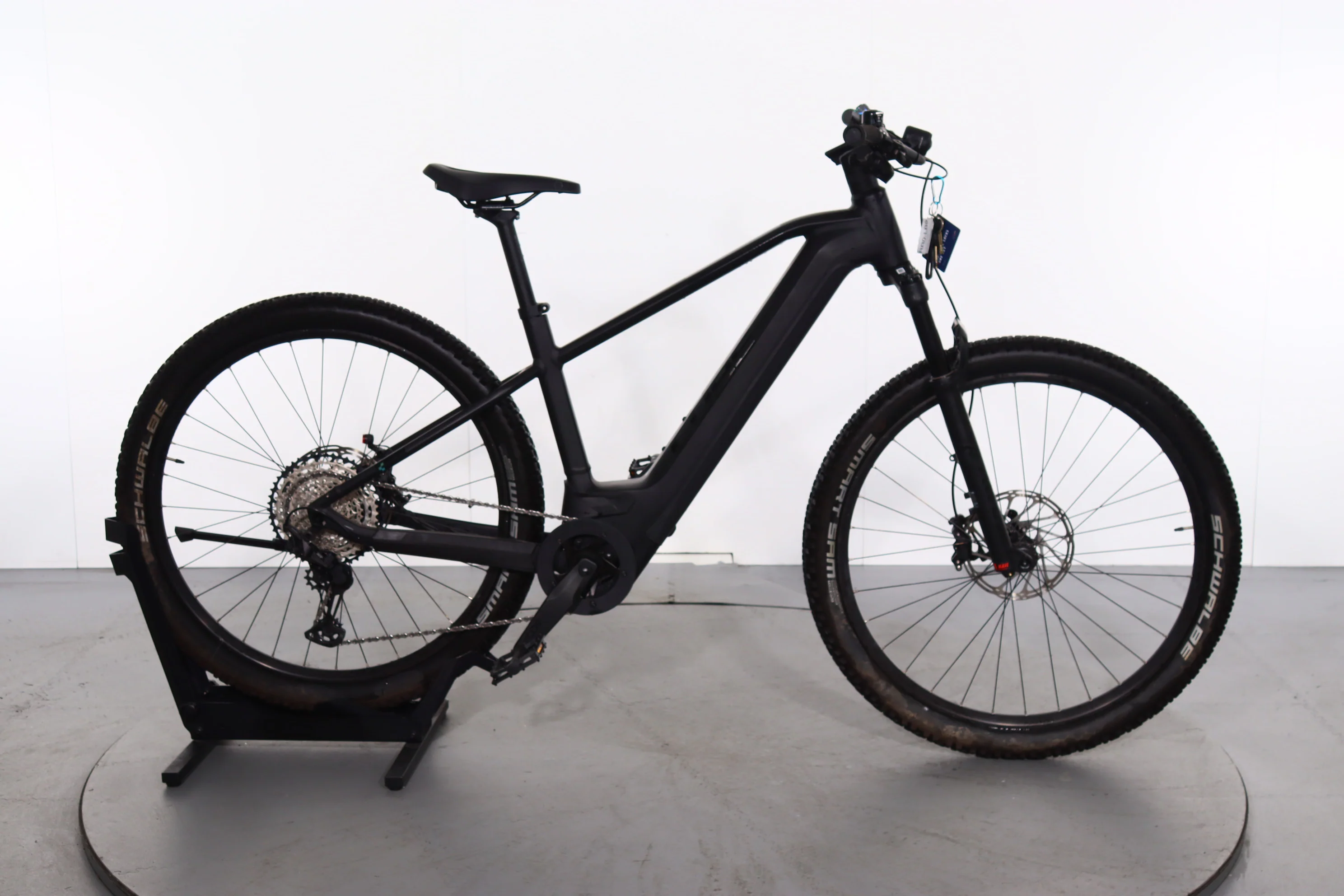 Cube Reaction Hybrid SLX