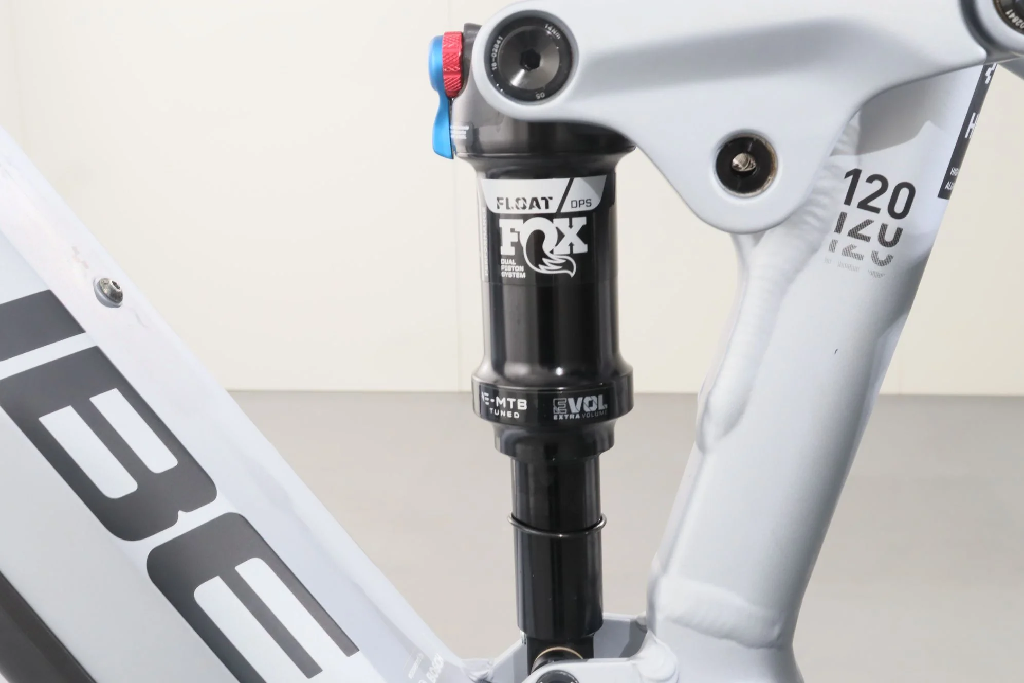 Cube Stereo Hybrid 120 Race 750 Allroad - Image 8