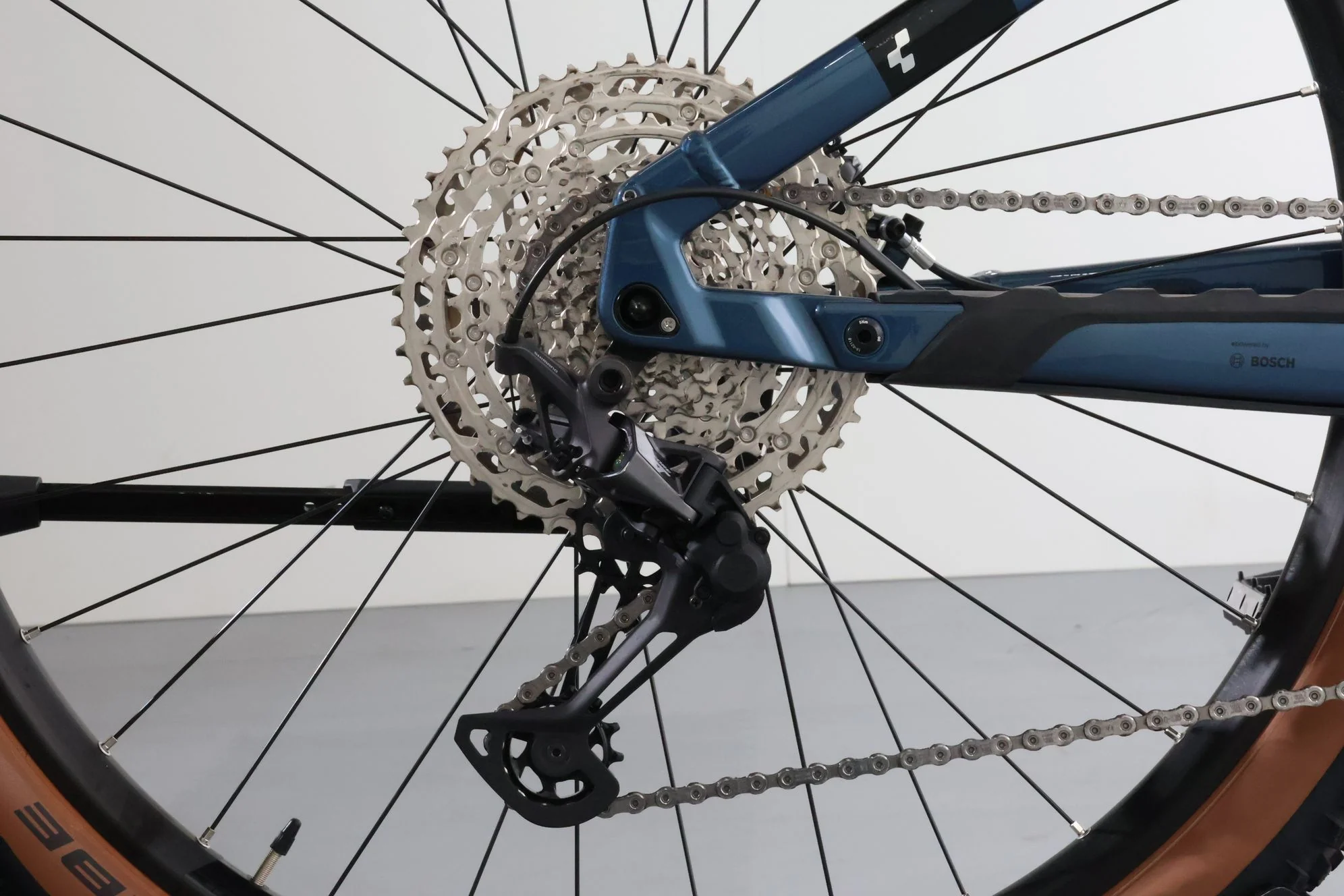 Cube Stereo Hybrid 120 Race 750 - Image 10