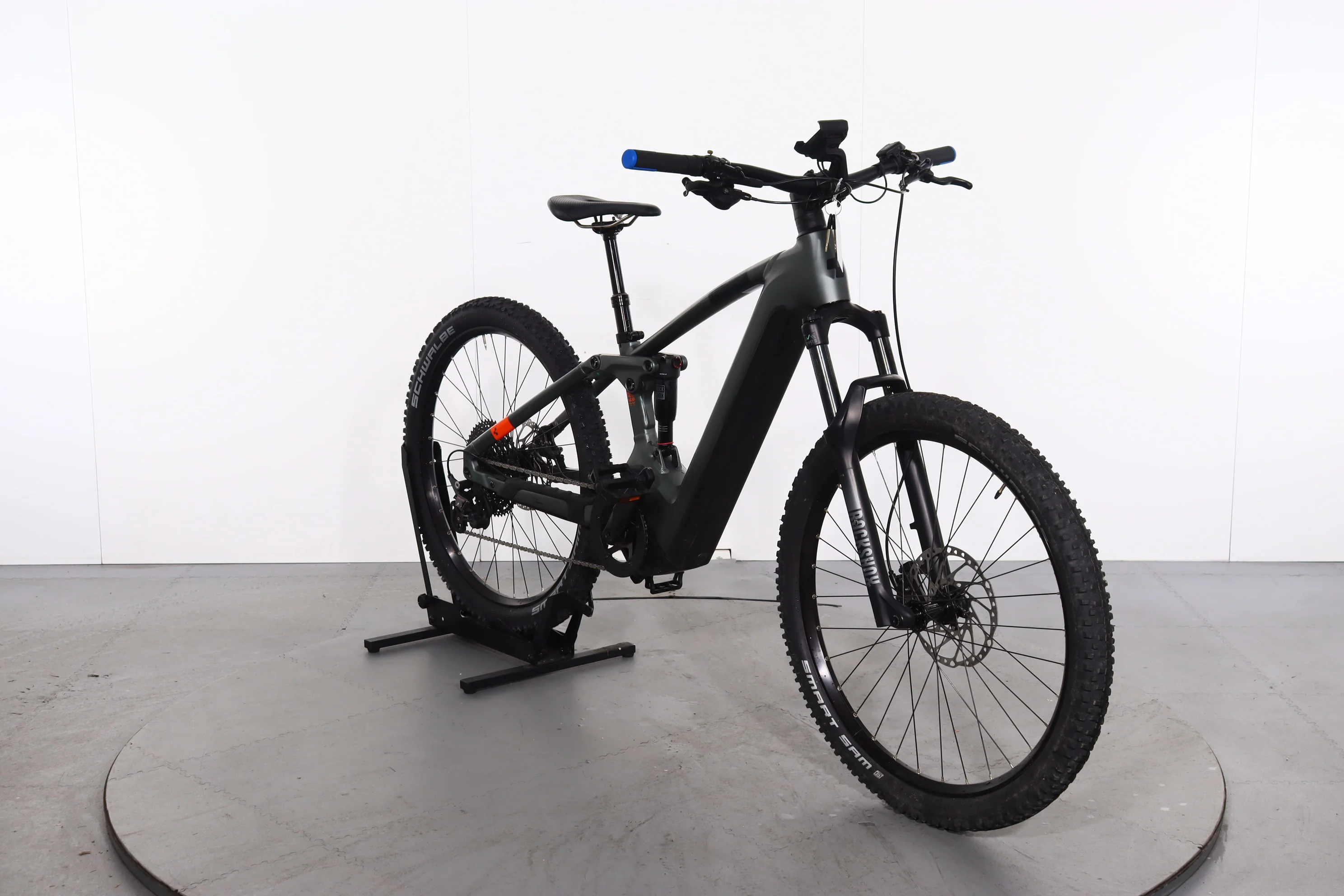 Cube Stereo Hybrid 120 Race - Image 4