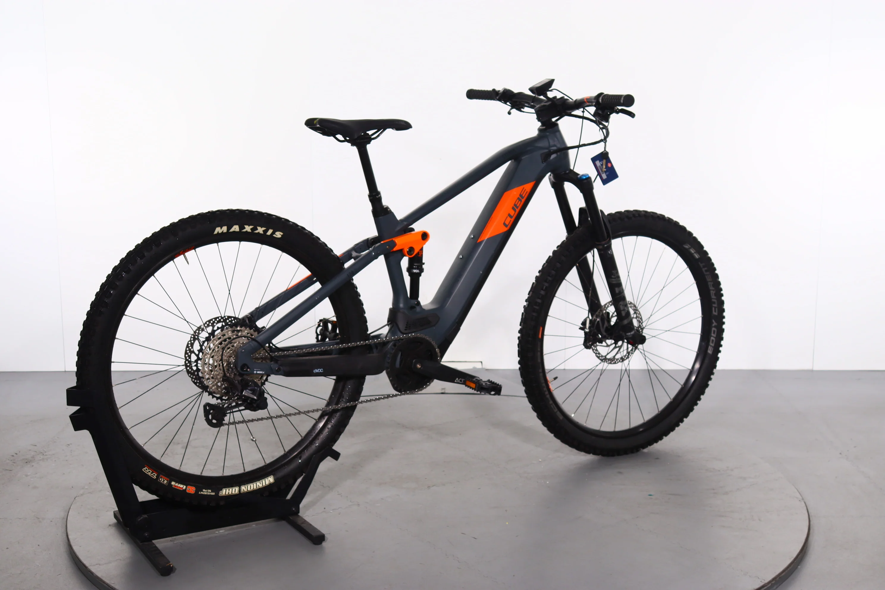 Cube Stereo Hybrid 120 Race - Image 2