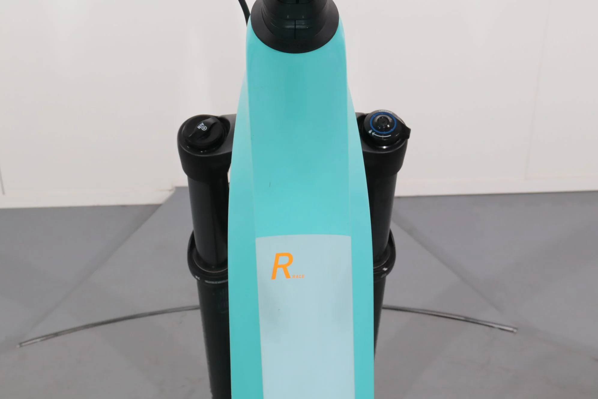 Cube Stereo Hybrid 140 HPC Race 750 - Image 12