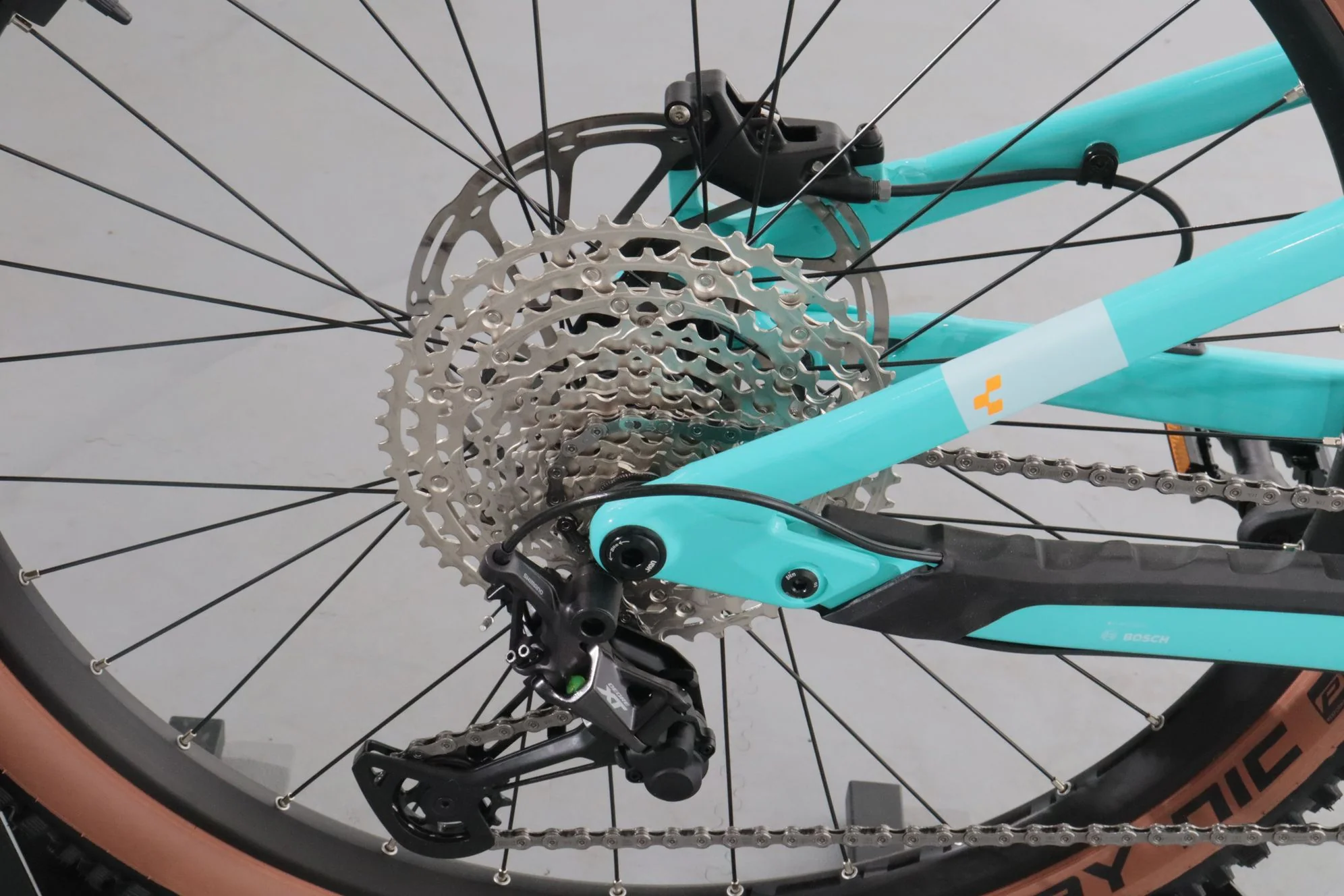 Cube Stereo Hybrid 140 Race - Image 10