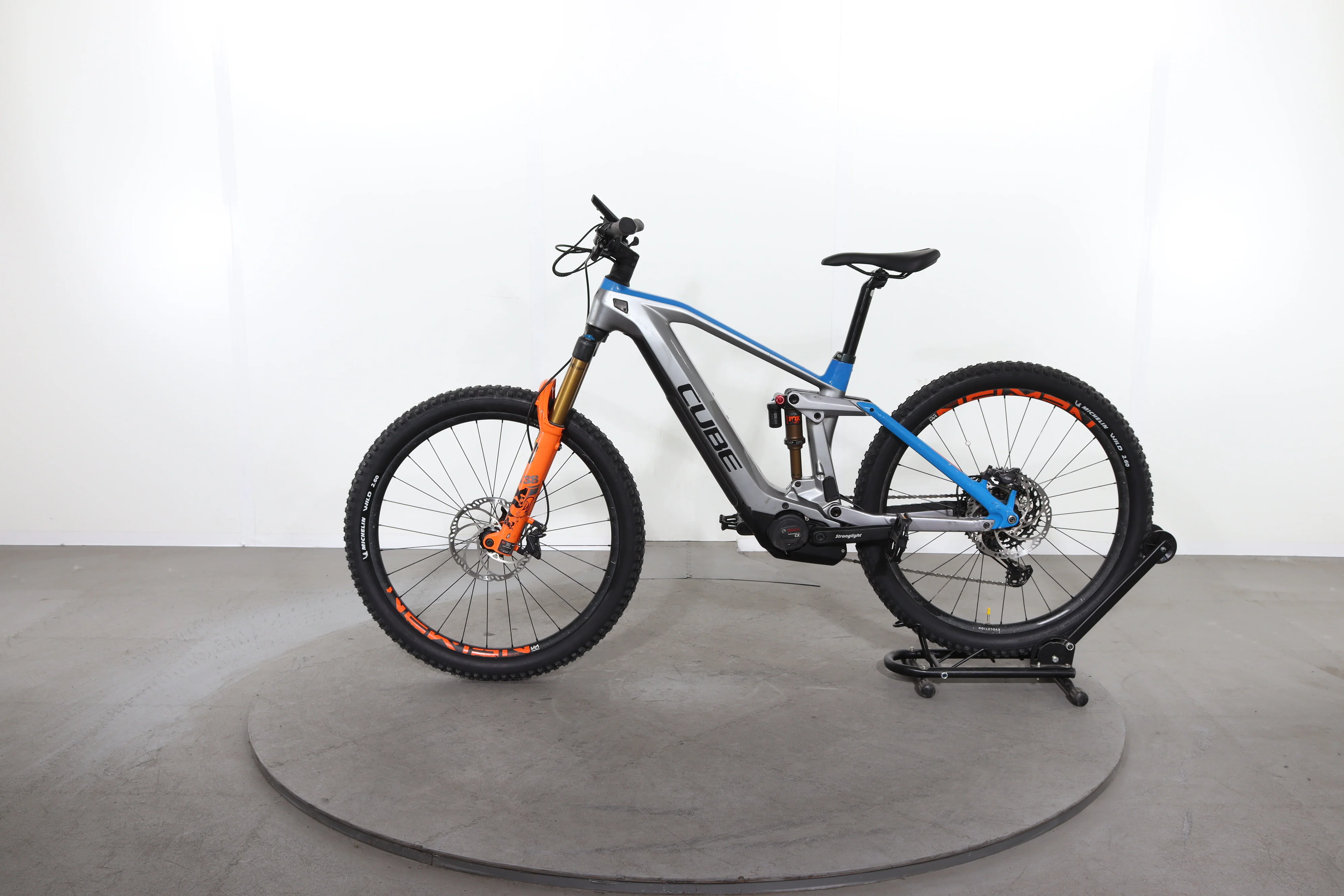 Cube Stereo Hybrid 160 HPC ActionTeam - Image 4