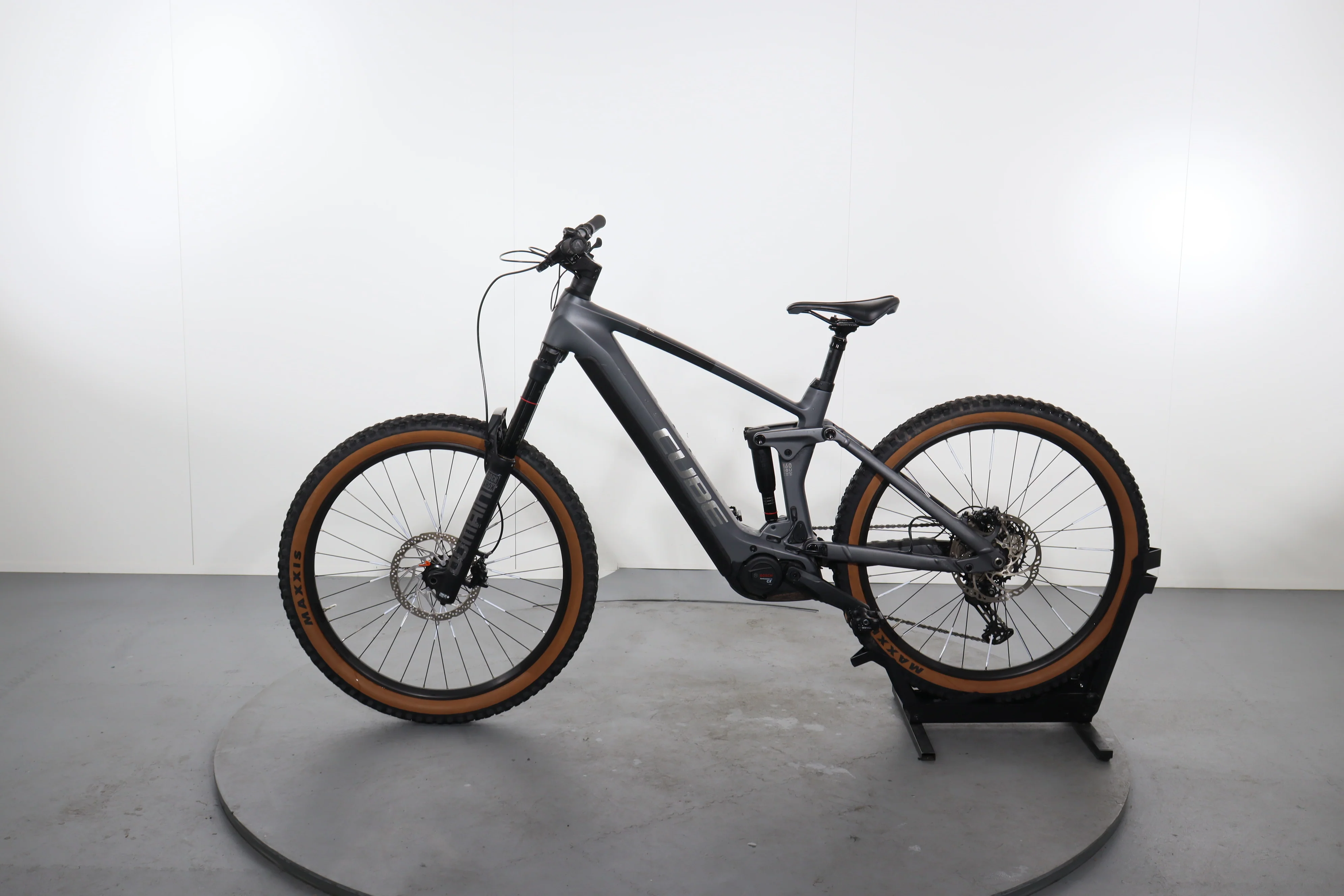 Cube Stereo Hybrid 160 HPC Race 625 - Image 4