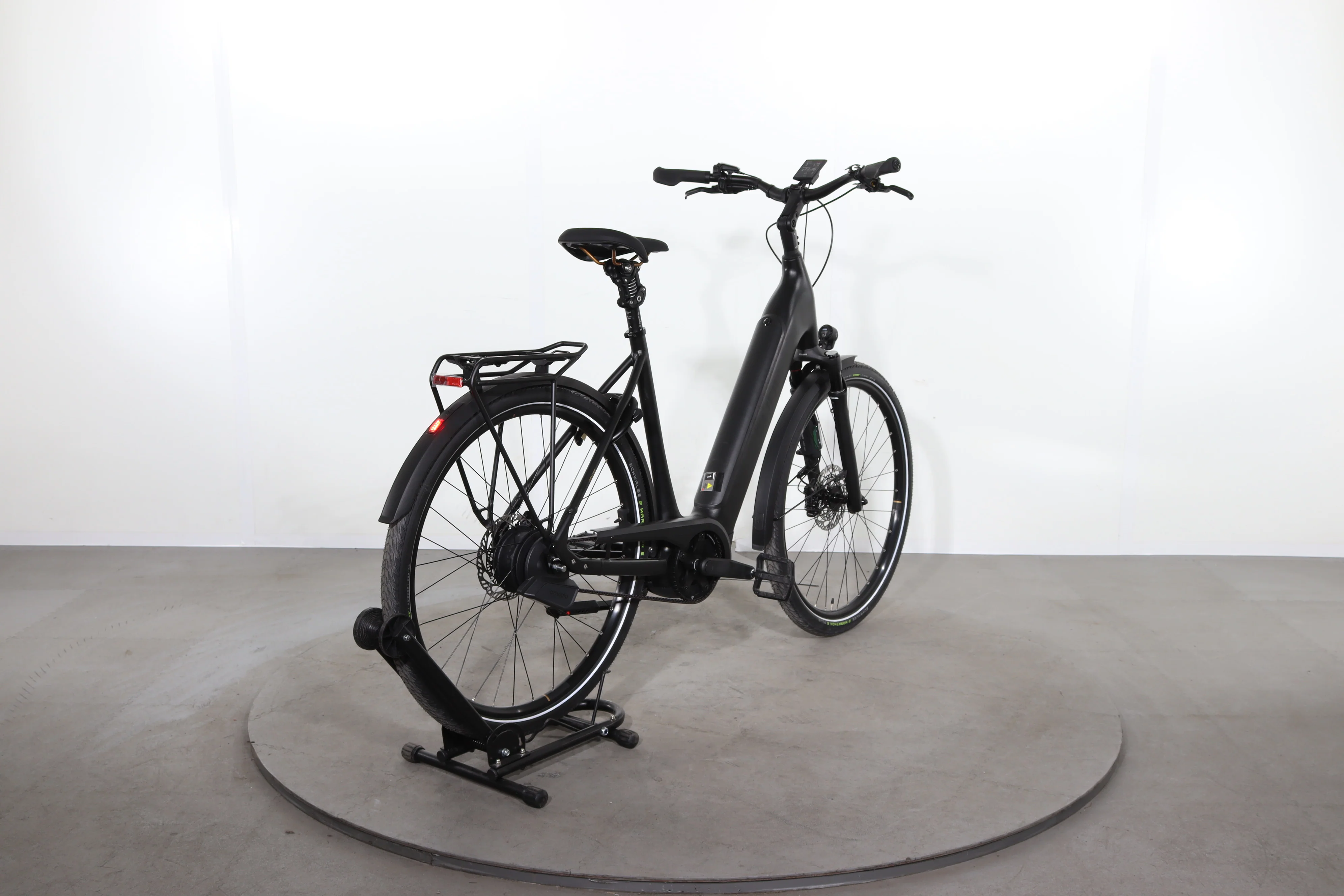 Cube Supreme Hybrid Deluxe SLT - Image 6