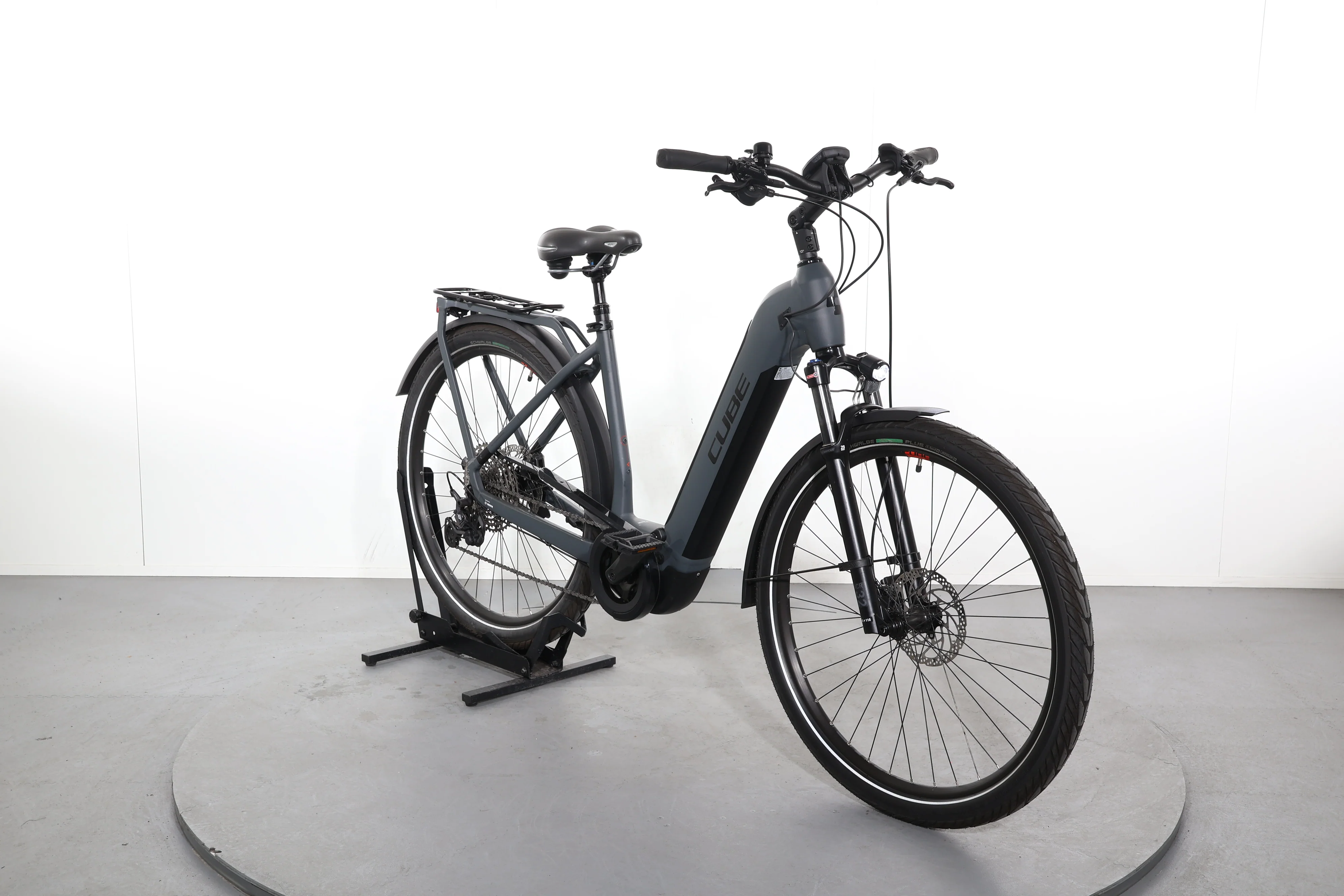 Cube Touring Hybrid Exc 625 - Image 2