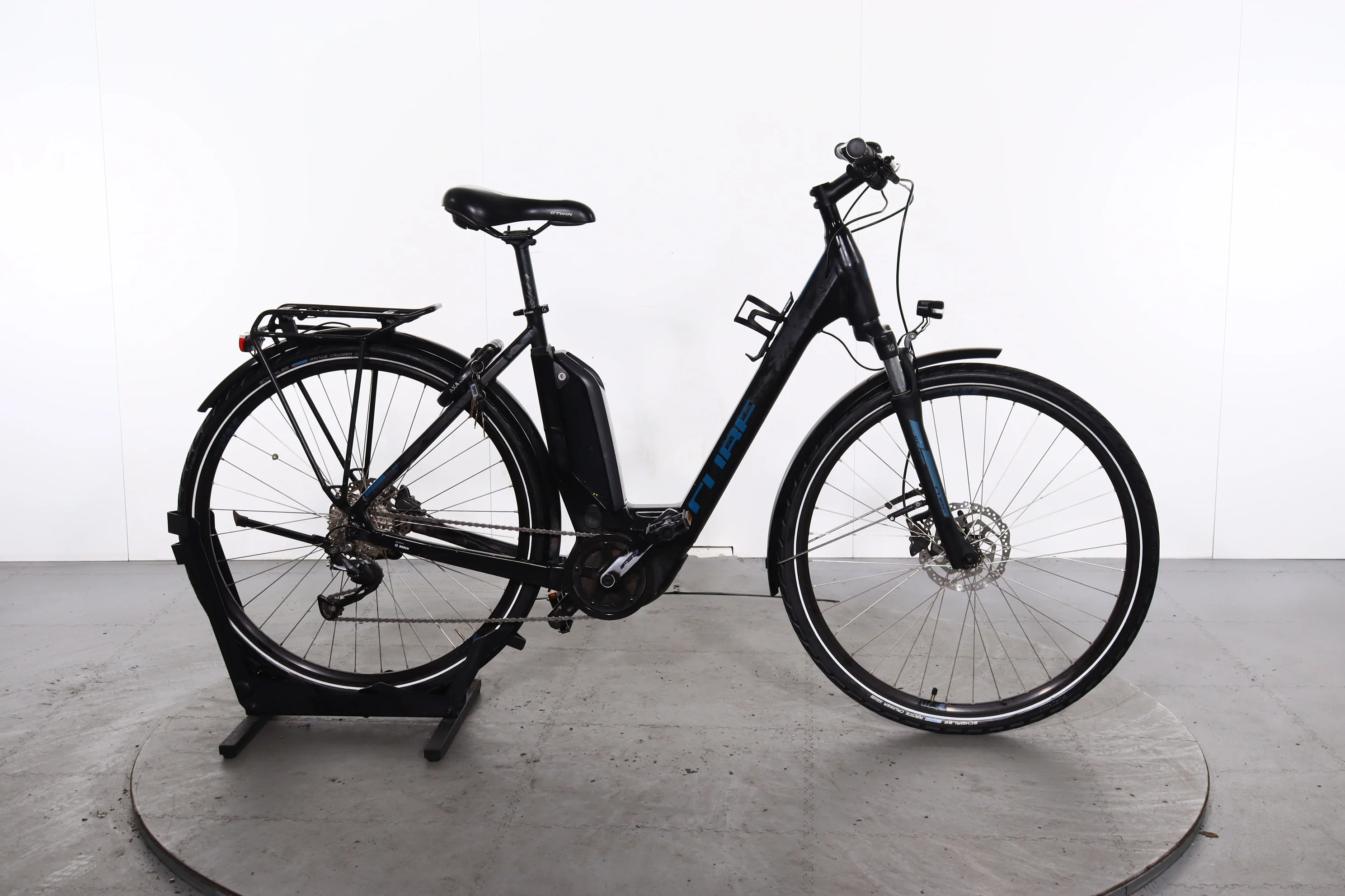 Cube Touring Hybrid One 400
