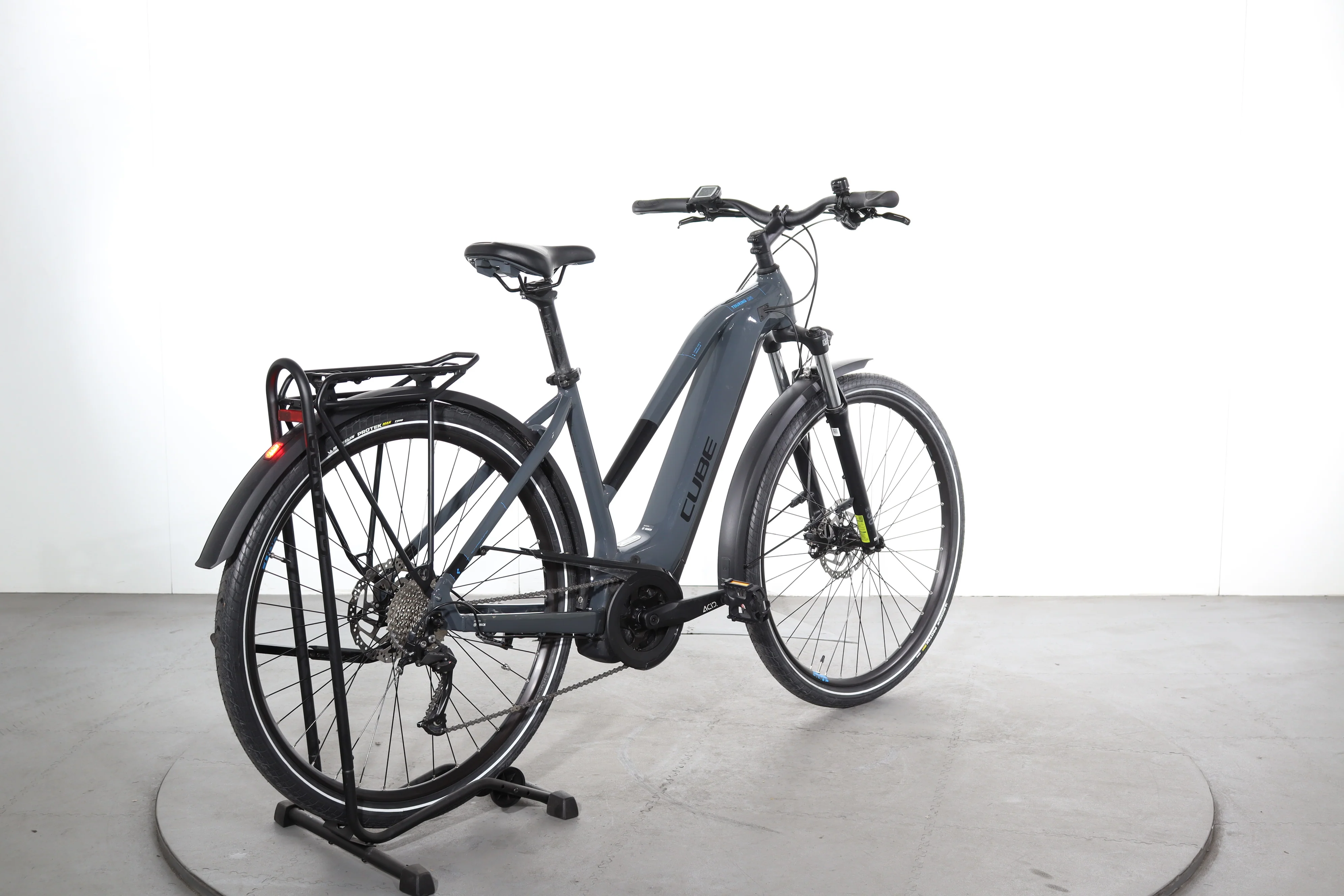 Cube Touring Hybrid One 400 - Image 6