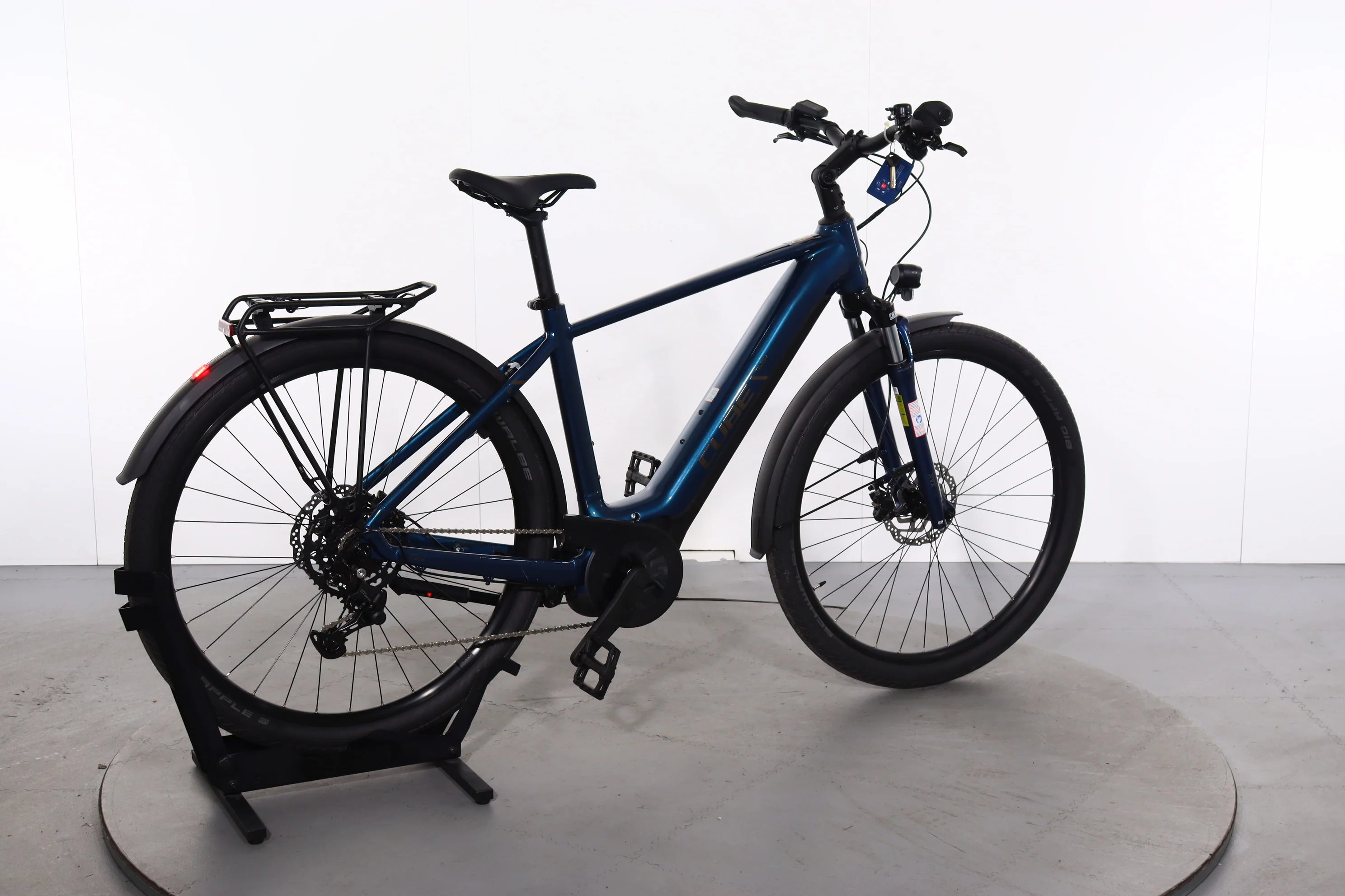 Cube Touring Hybrid One 500 - Image 6
