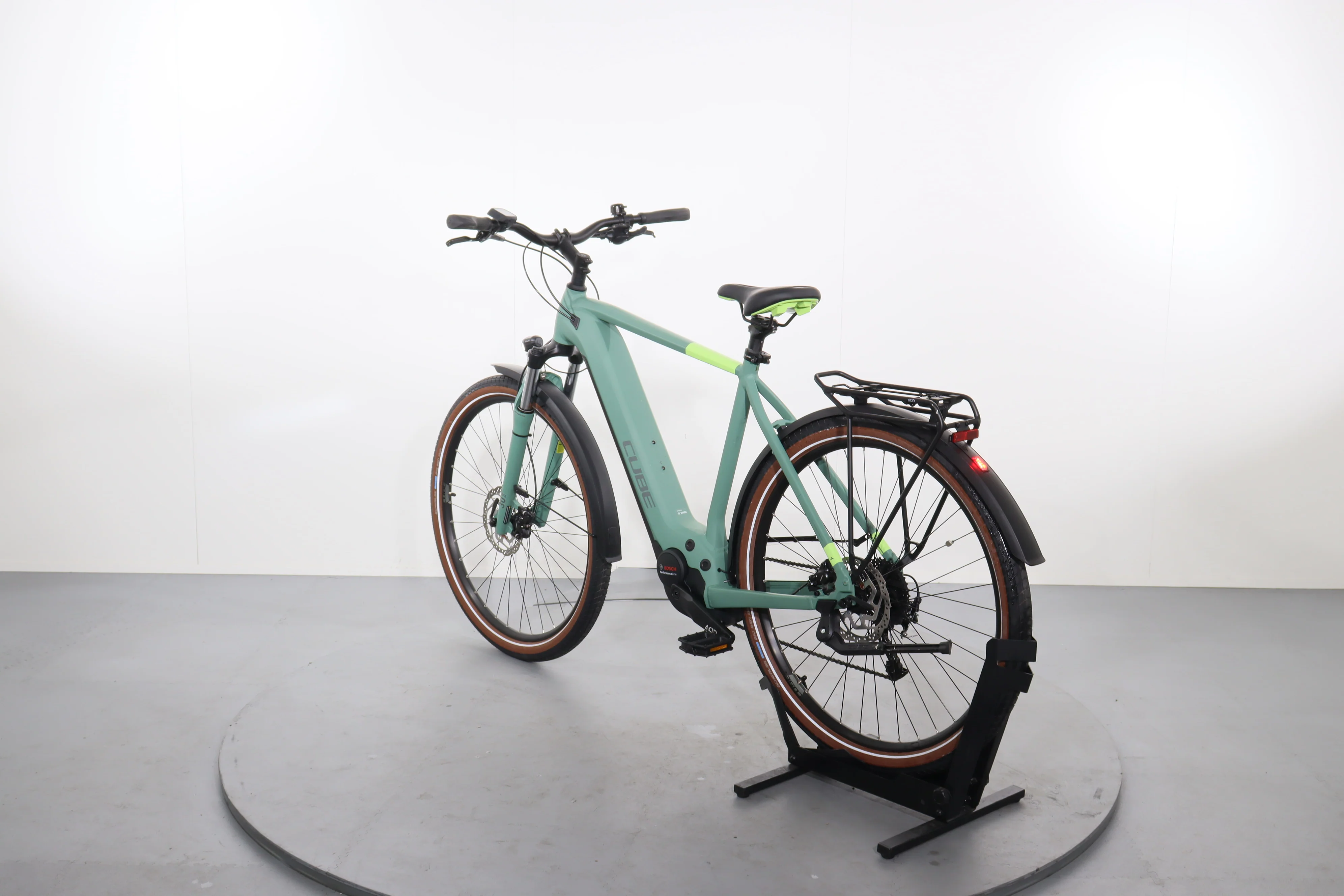 Cube Touring Hybrid One 500 - Image 5