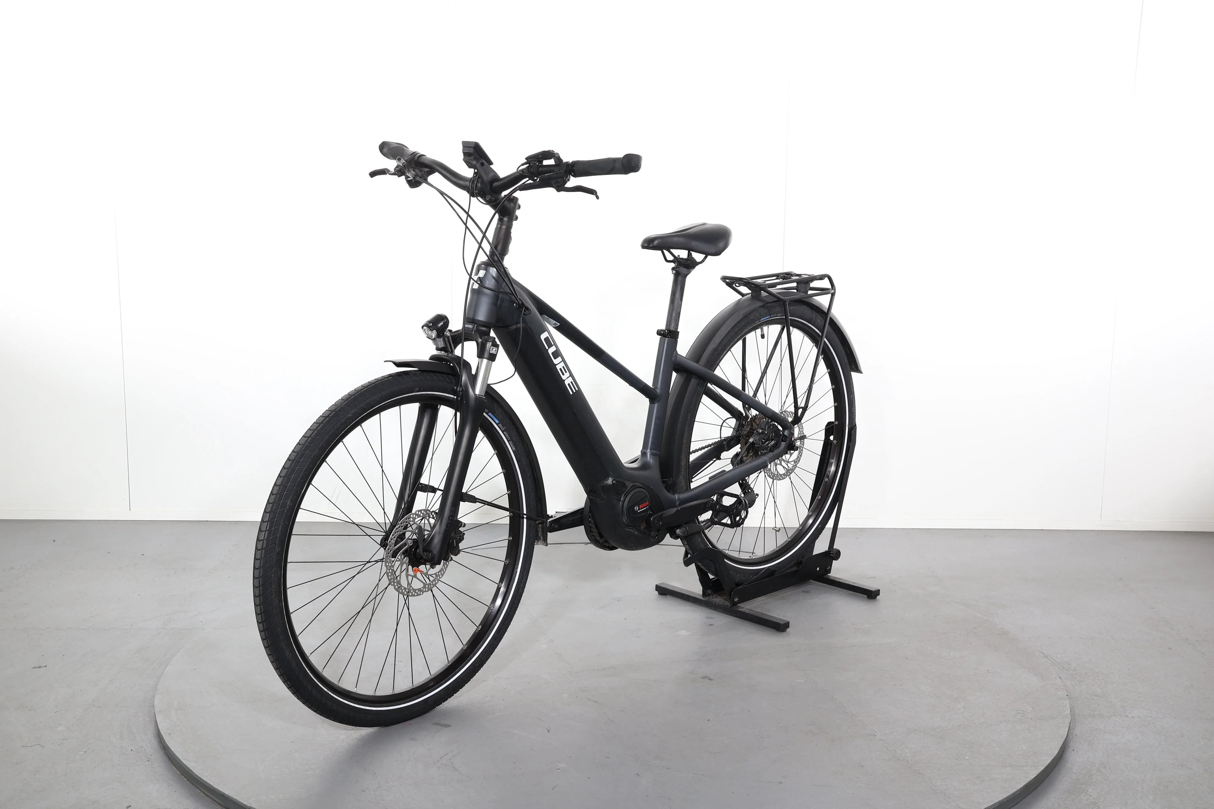 Cube Touring Hybrid One 625 - Image 3