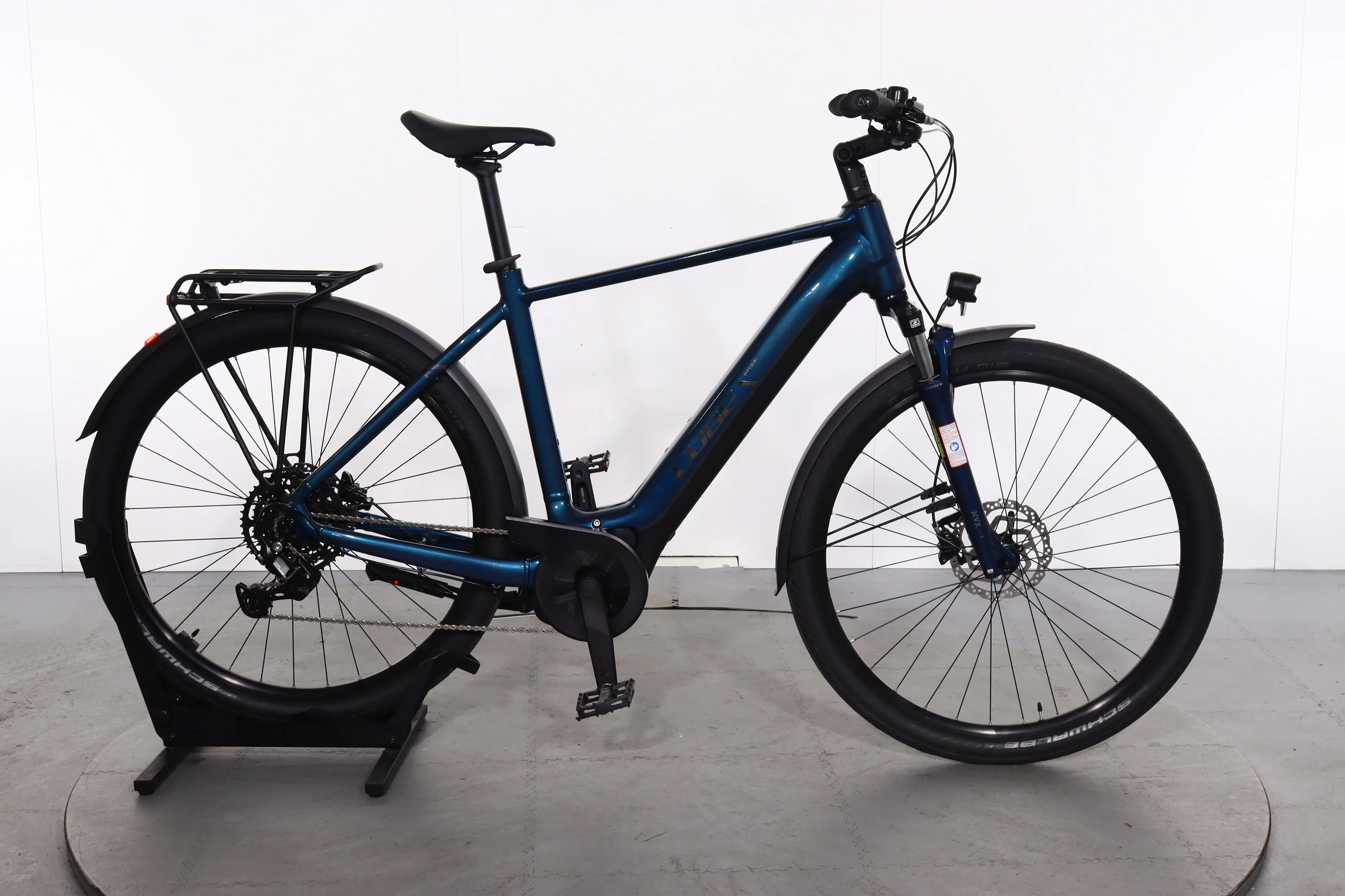 Cube Touring Hybrid One