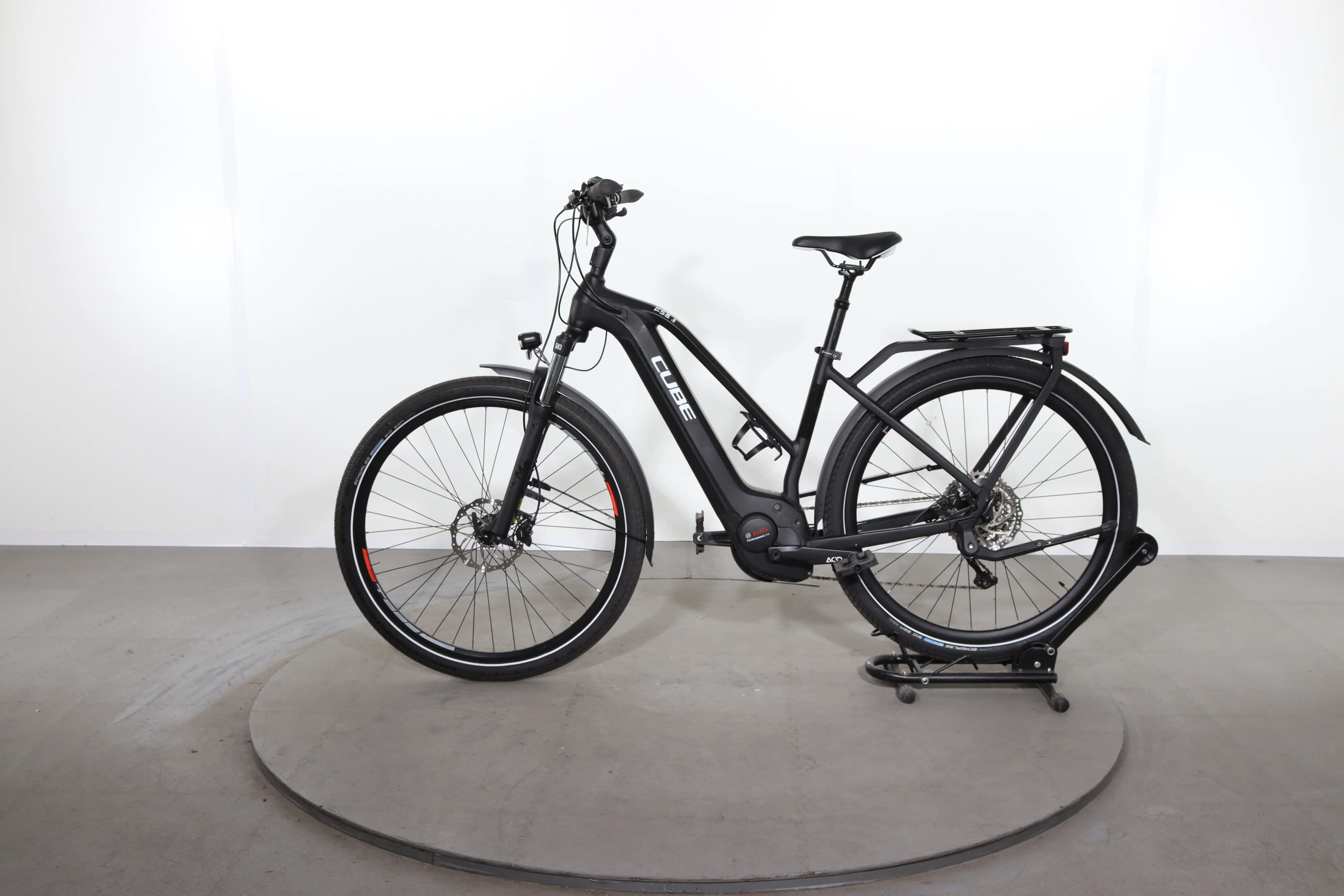 Cube Touring Hybrid One - Image 4