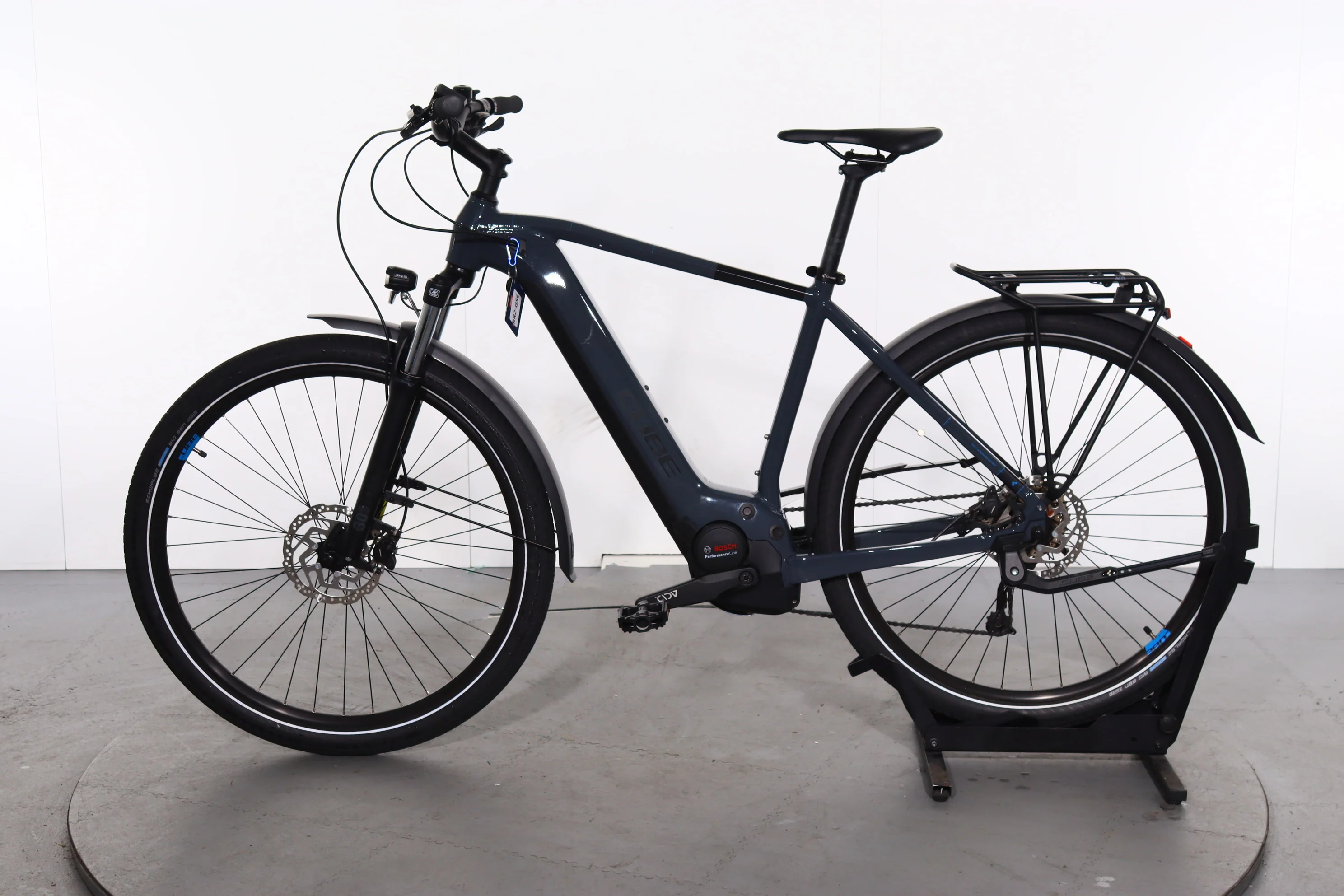 Cube Touring Hybrid One - Image 4