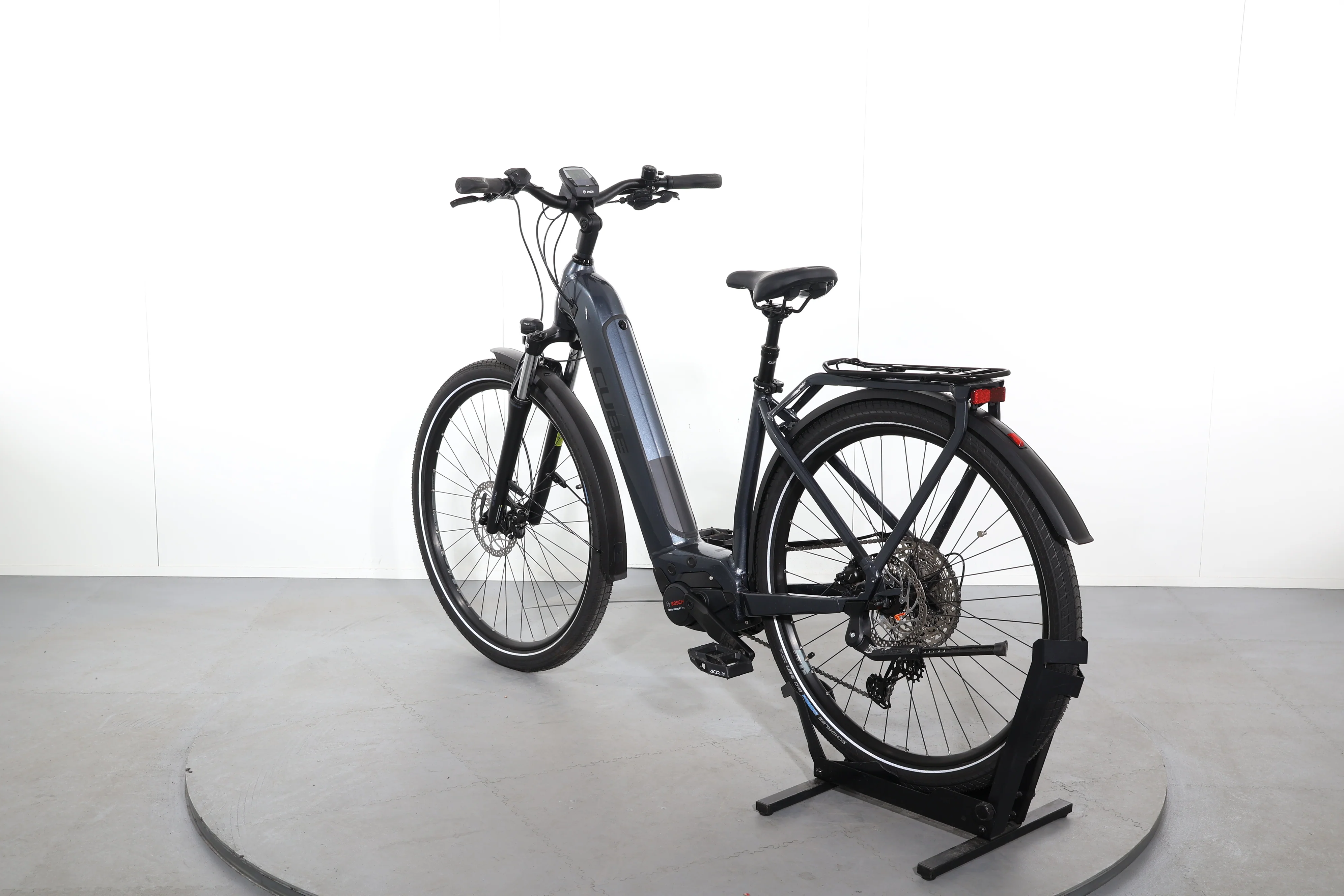 Cube Touring Hybrid Pro 625 - Image 5