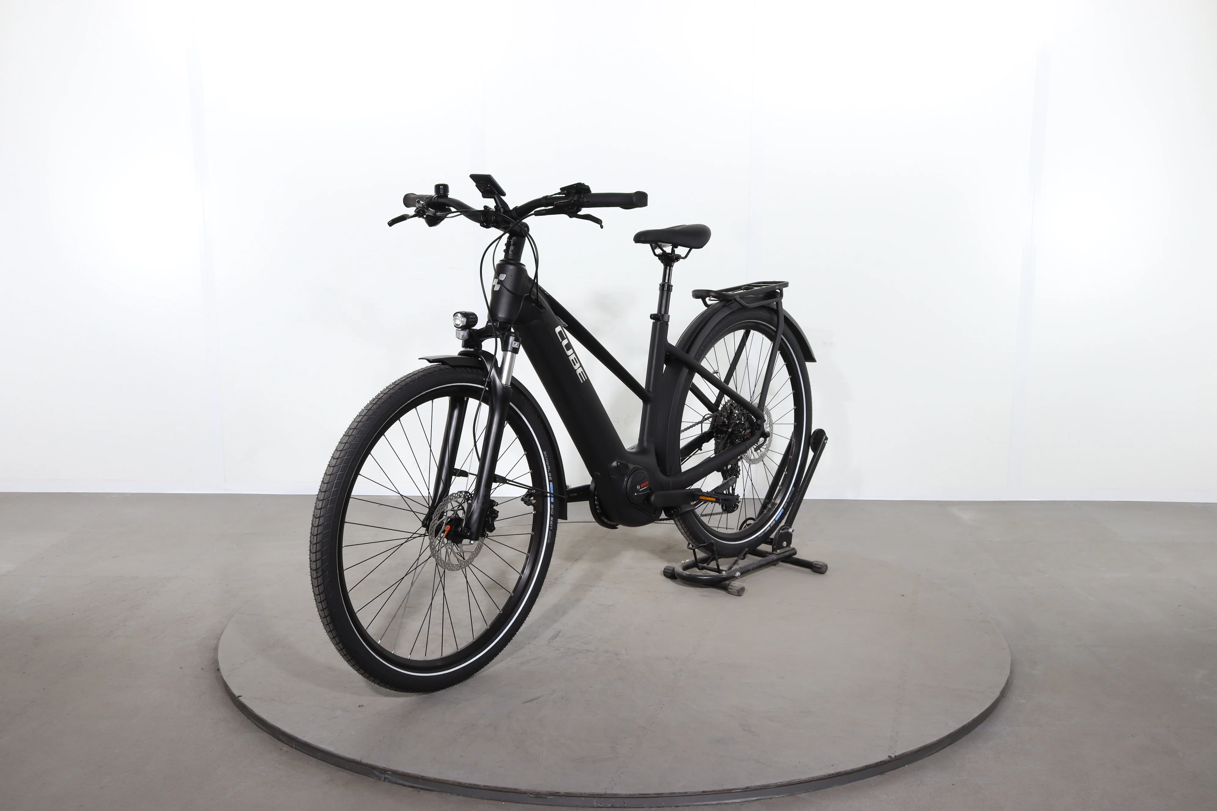 Cube Touring Hybrid Pro - Image 3