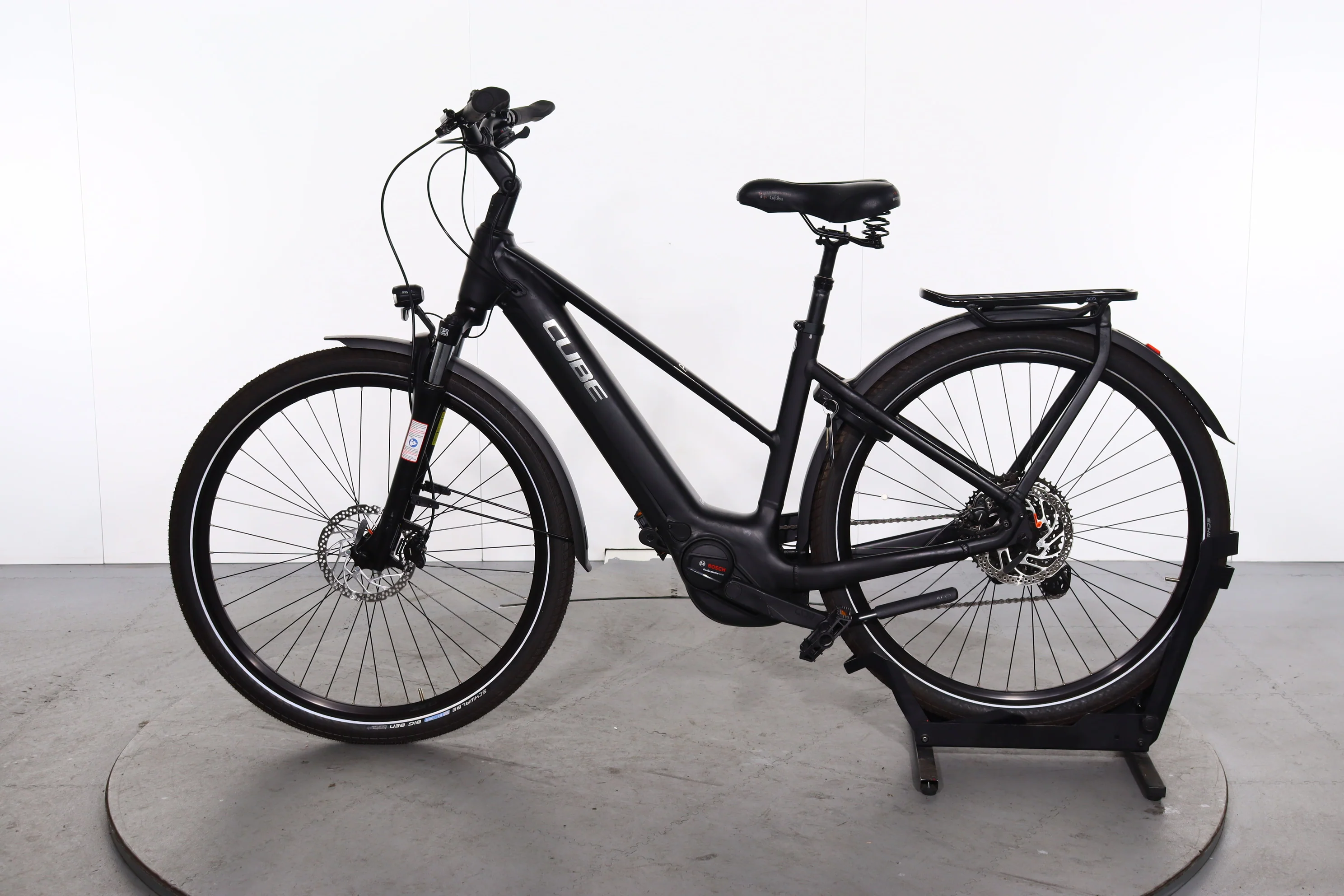 Cube Touring Hybrid Pro - Image 5